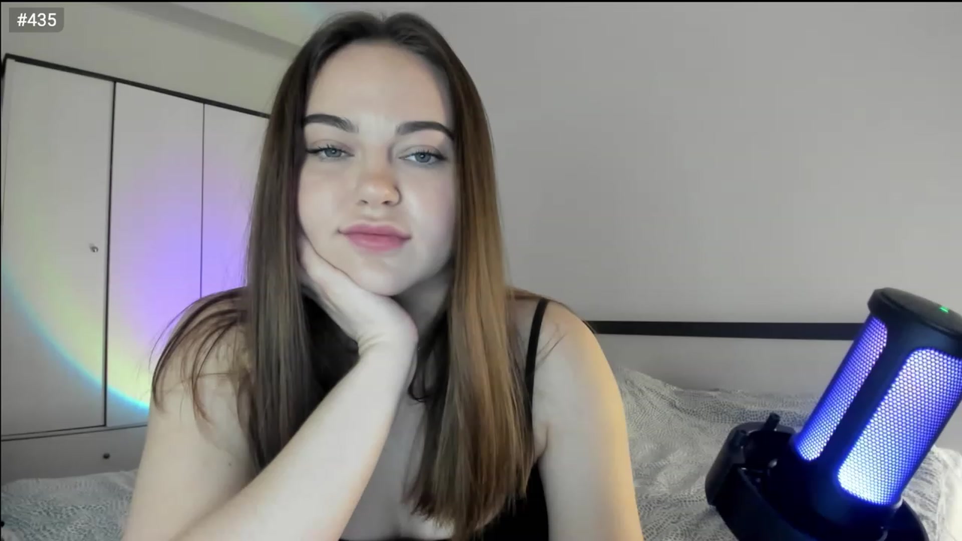 Gallery image thumbnail from Bee_Sweety_'s myfreecams stream on, 03/06/2023, 16:06 image 14 of 20