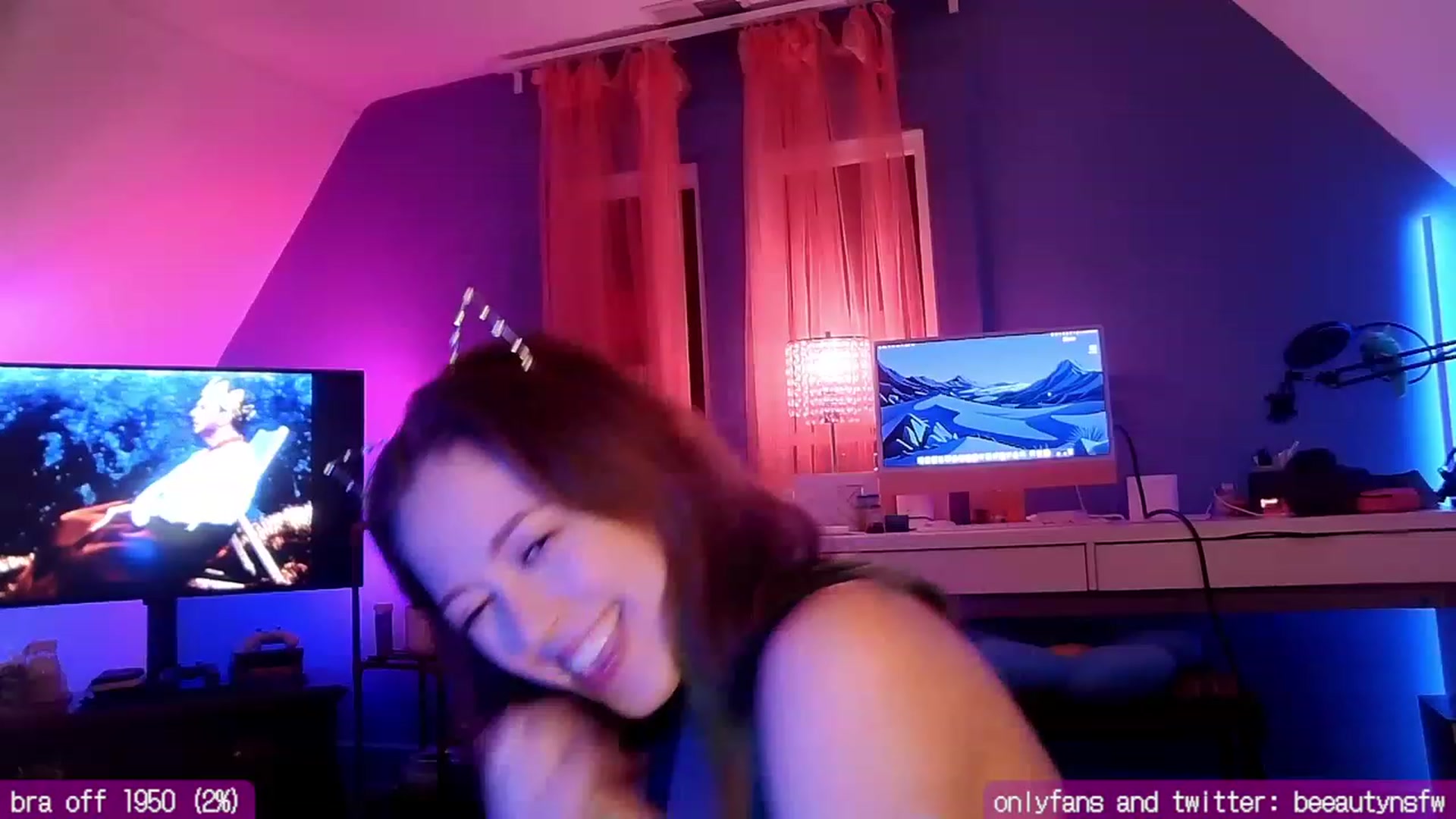 Gallery image thumbnail from BeeautyNSFW's myfreecams stream on, 03/18/2023, 03:12 image 18 of 20