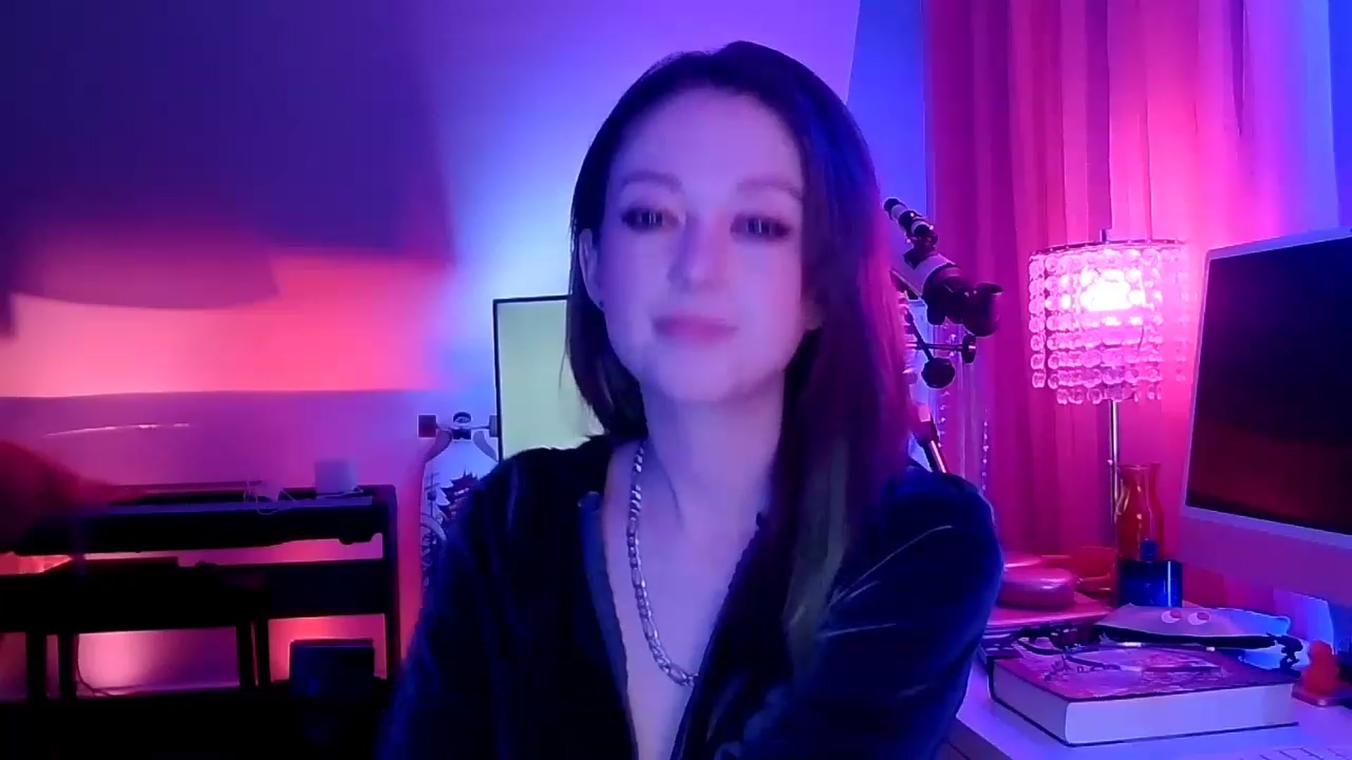 Gallery image thumbnail from BeeautyNSFW's myfreecams stream on, 04/01/2023, 05:45 image 9 of 20