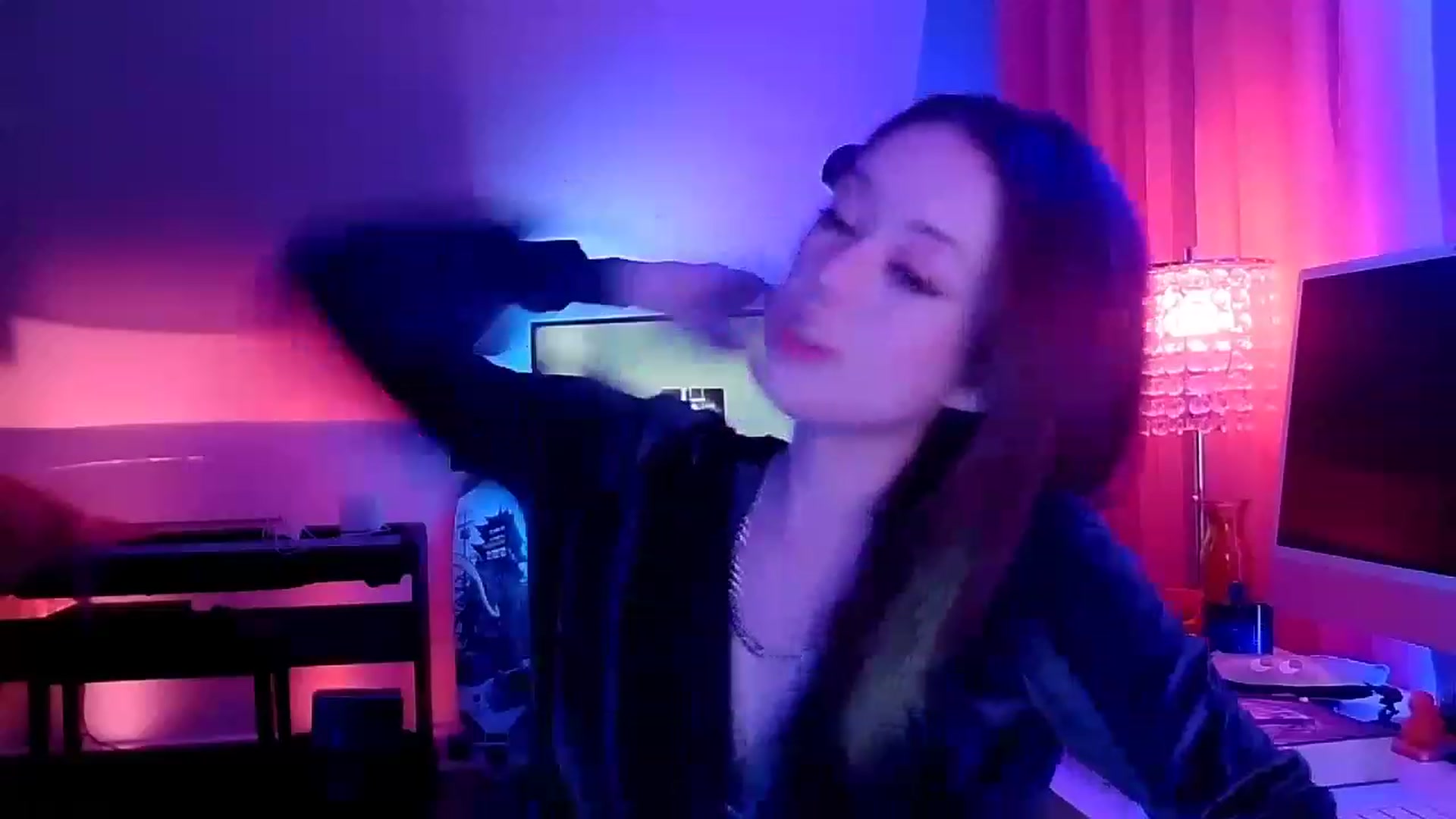 Gallery image thumbnail from BeeautyNSFW's myfreecams stream on, 04/01/2023, 05:45 image 10 of 20