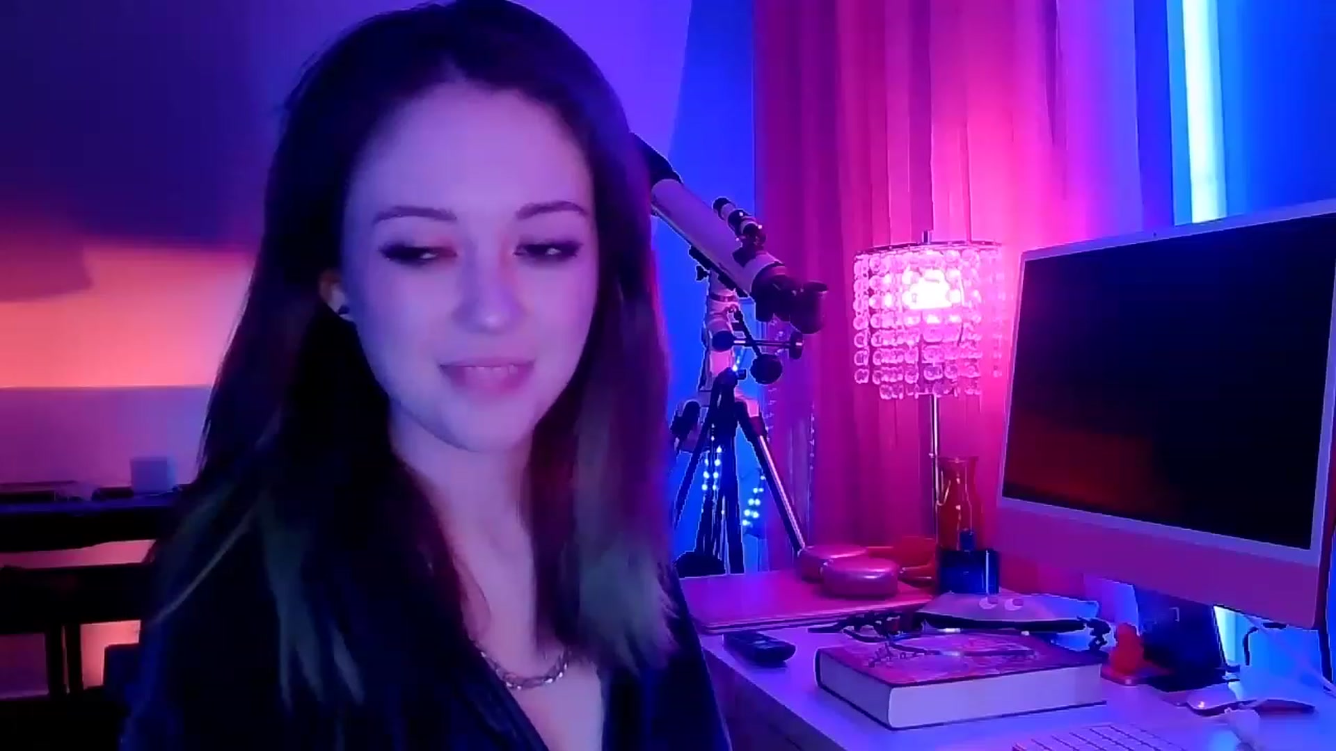 Gallery image thumbnail from BeeautyNSFW's myfreecams stream on, 04/01/2023, 05:45 image 19 of 20