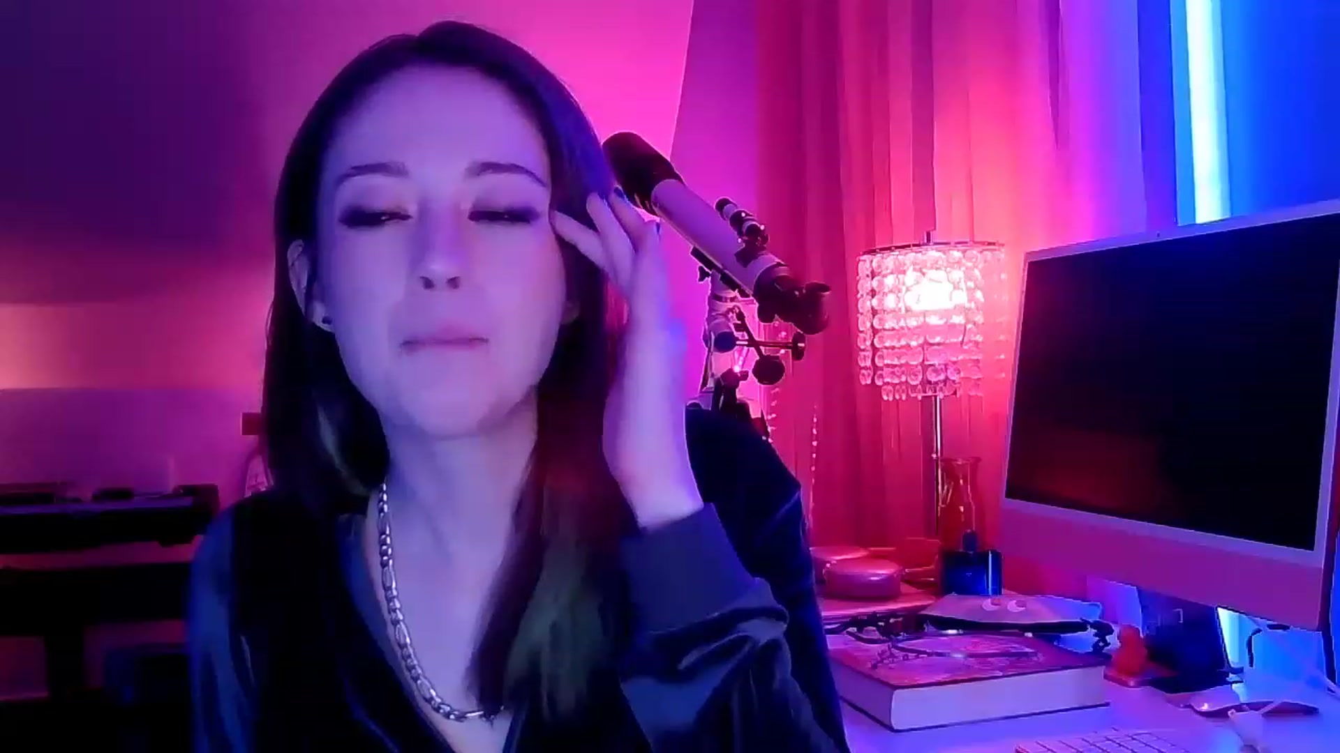 Gallery image thumbnail from BeeautyNSFW's myfreecams stream on, 04/01/2023, 06:14 image 20 of 20