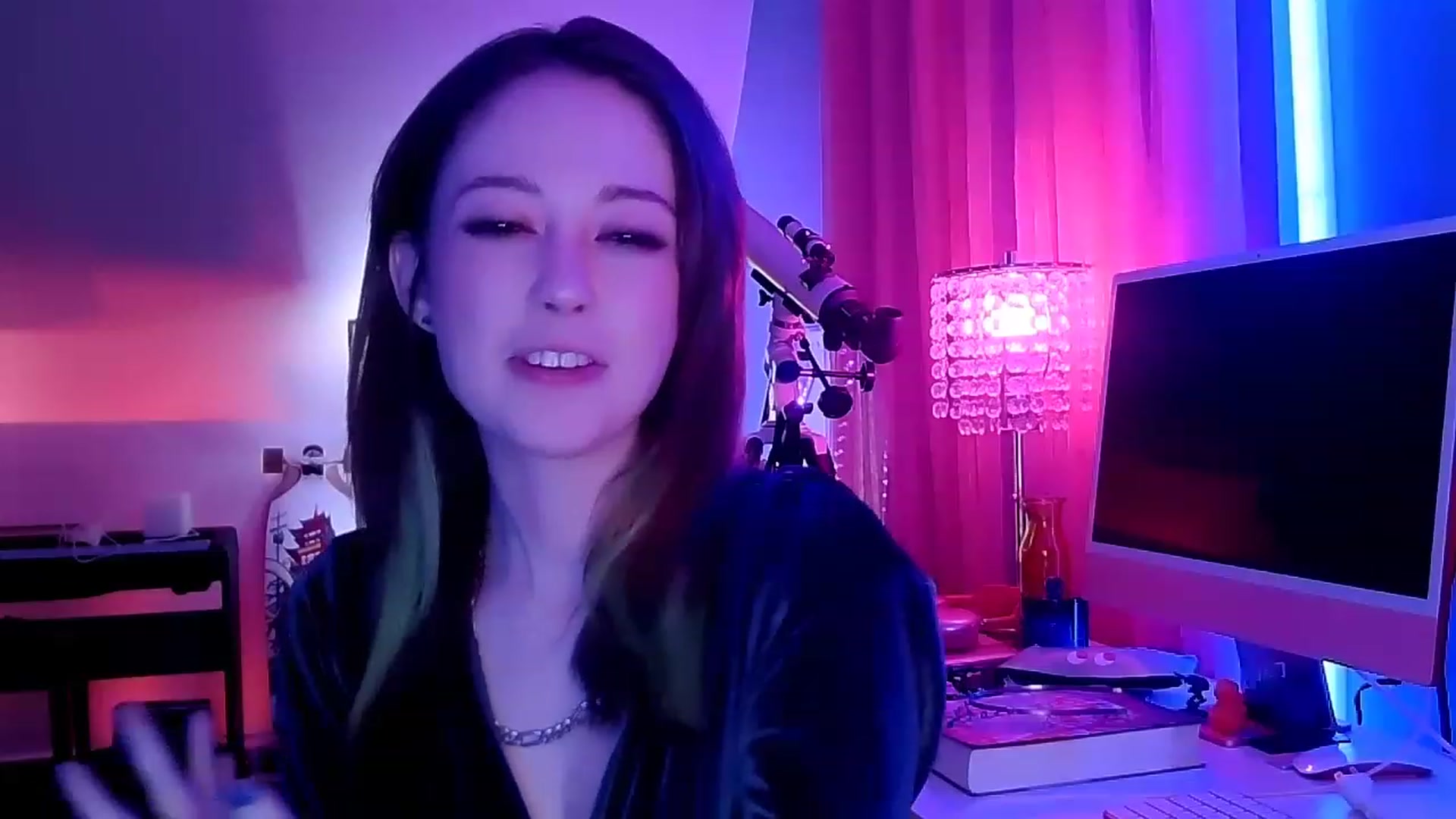 Gallery image thumbnail from BeeautyNSFW's myfreecams stream on, 04/01/2023, 06:14 image 9 of 20