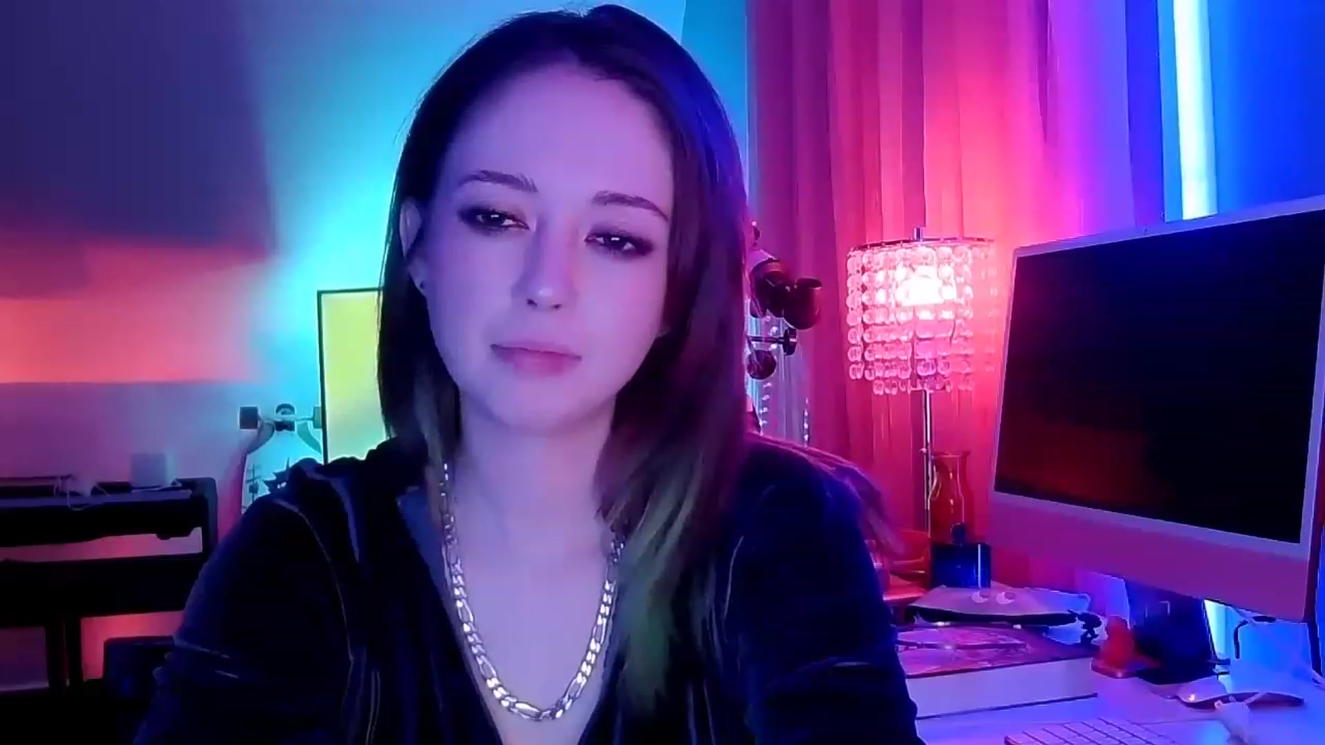 Gallery image thumbnail from BeeautyNSFW's myfreecams stream on, 04/01/2023, 06:14 image 4 of 20