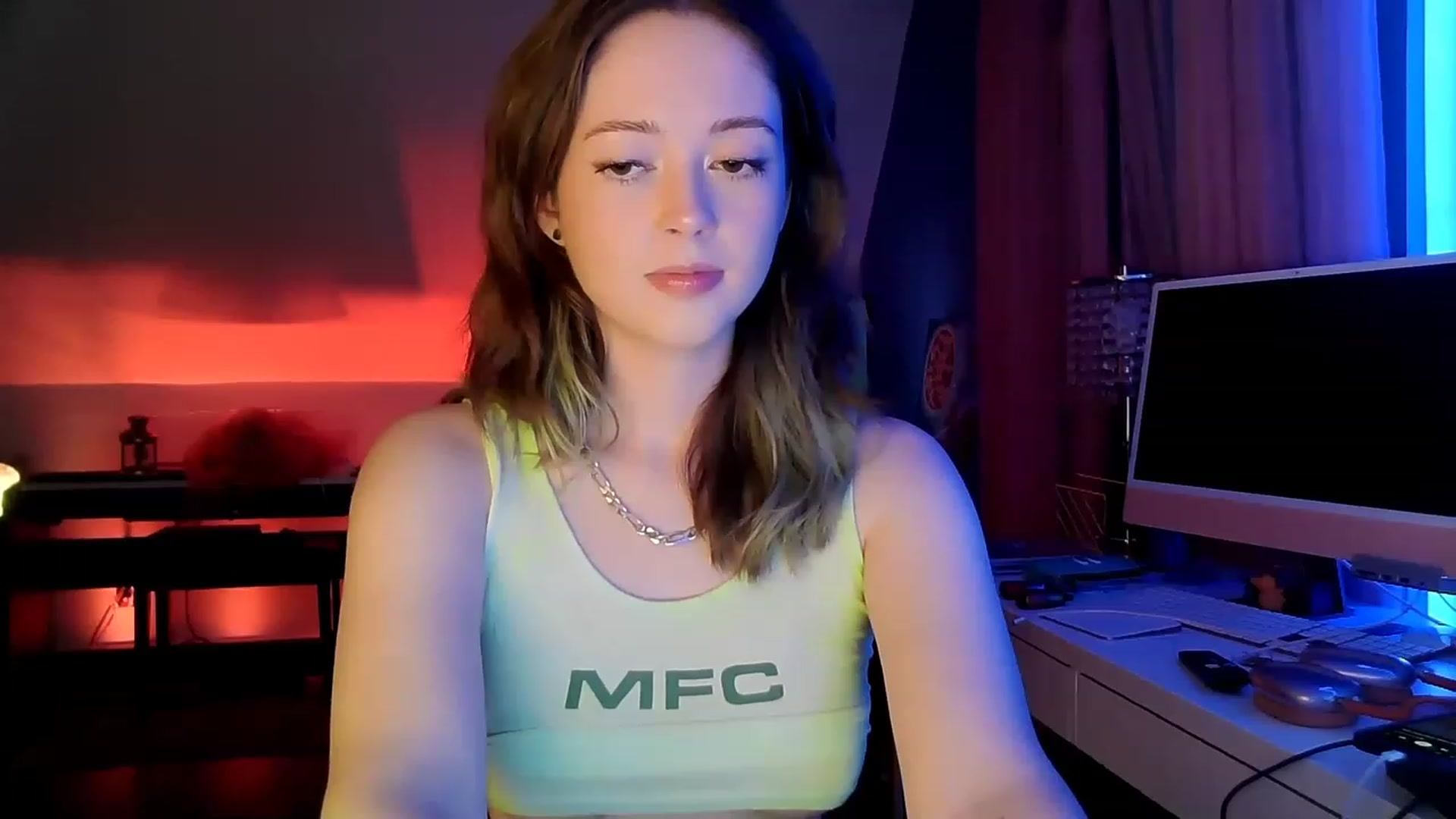 Gallery image thumbnail from BeeautyNSFW's myfreecams stream on, 04/19/2023, 01:43 image 5 of 20