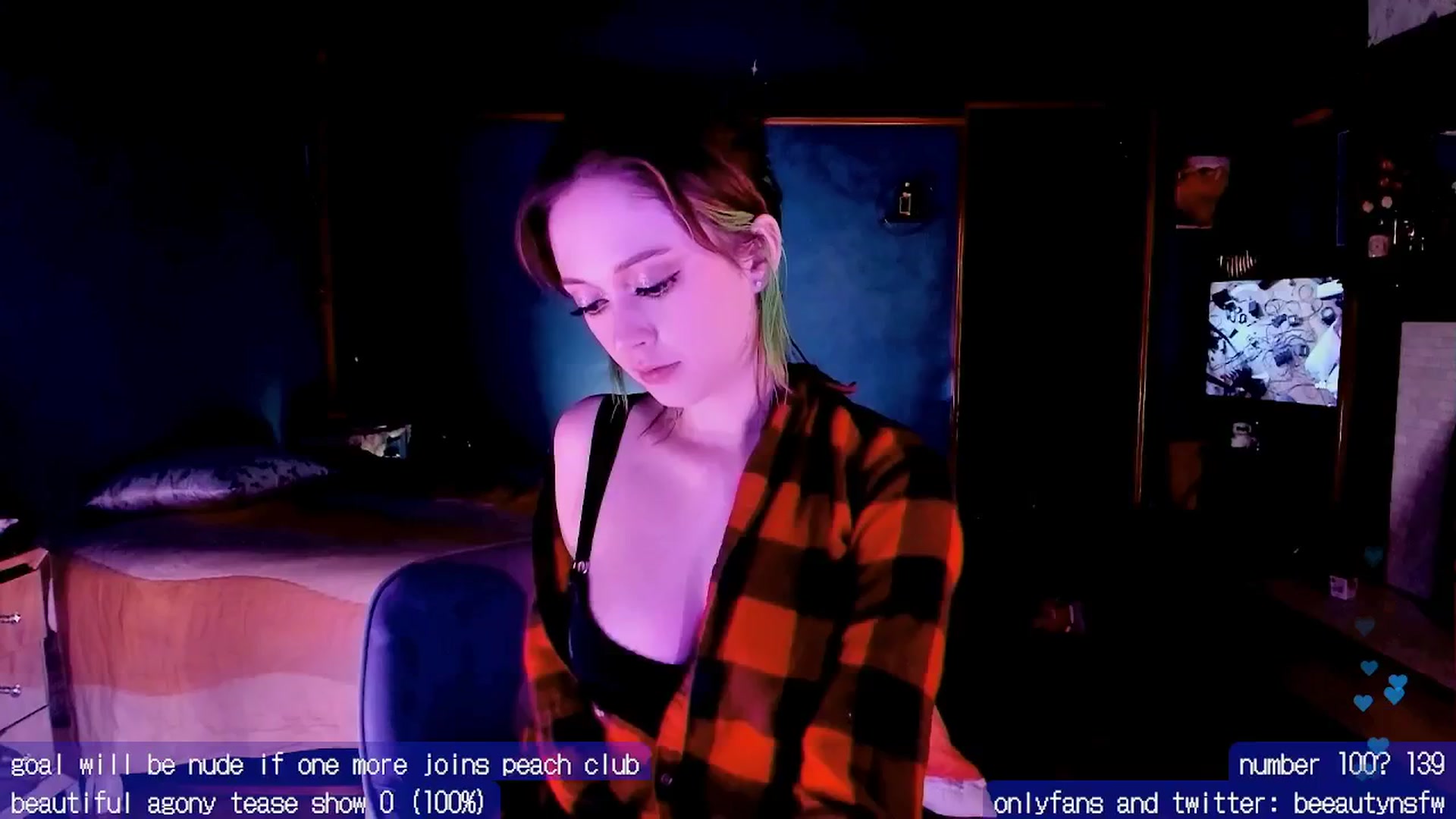 Gallery image thumbnail from BeeautyNSFW's myfreecams stream on, 02/07/2024, 04:26 image 18 of 20