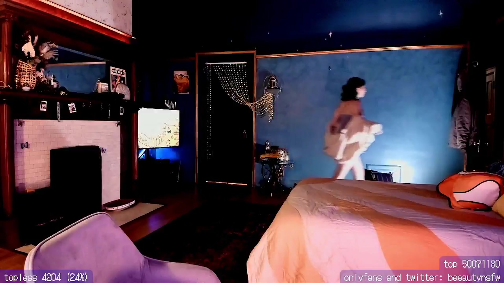 Gallery image thumbnail from BeeautyNSFW's myfreecams stream on, 04/19/2024, 02:37 image 6 of 20