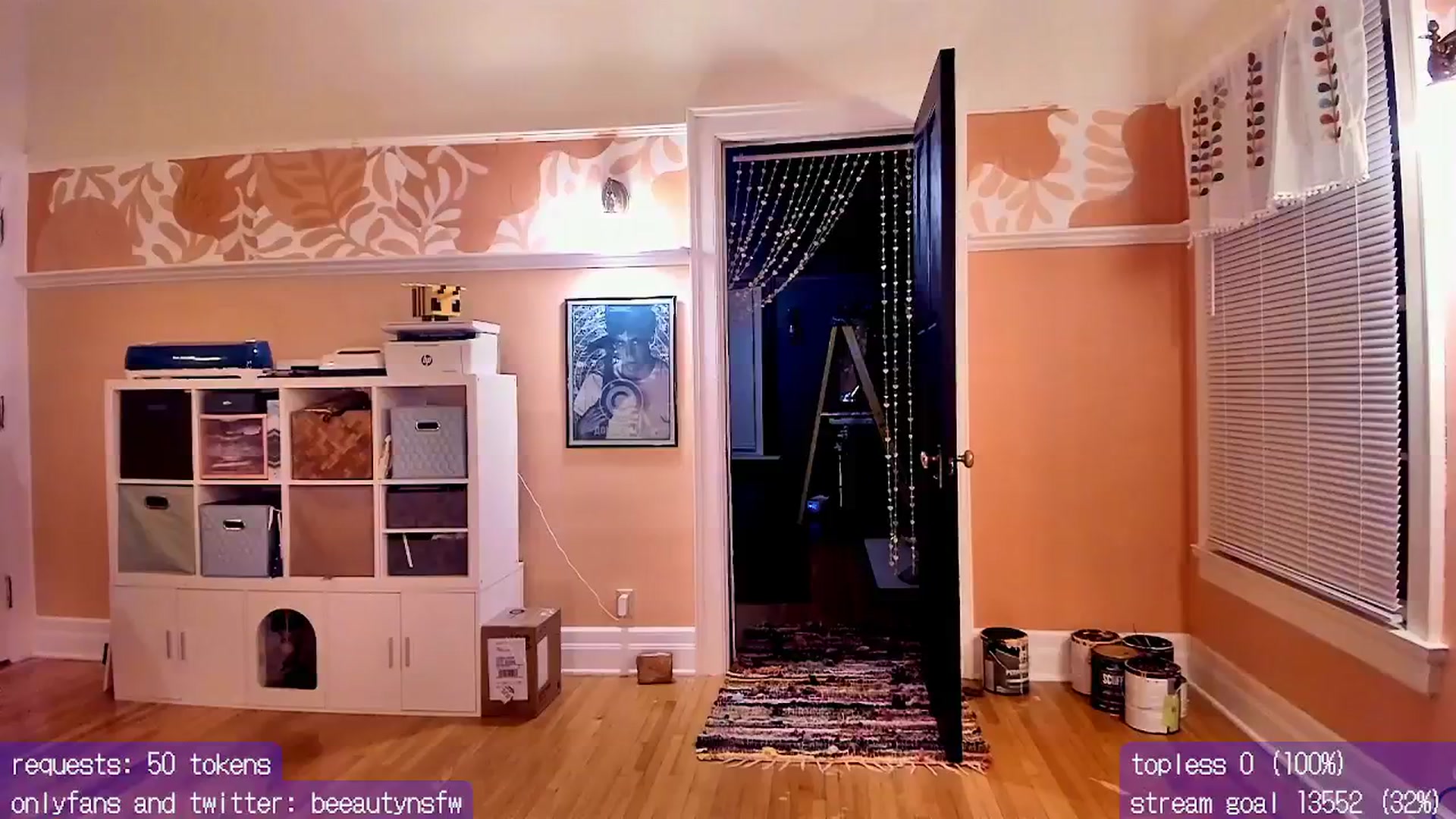 Gallery image thumbnail from BeeautyNSFW's myfreecams stream on, 08/08/2024, 07:32 image 9 of 20