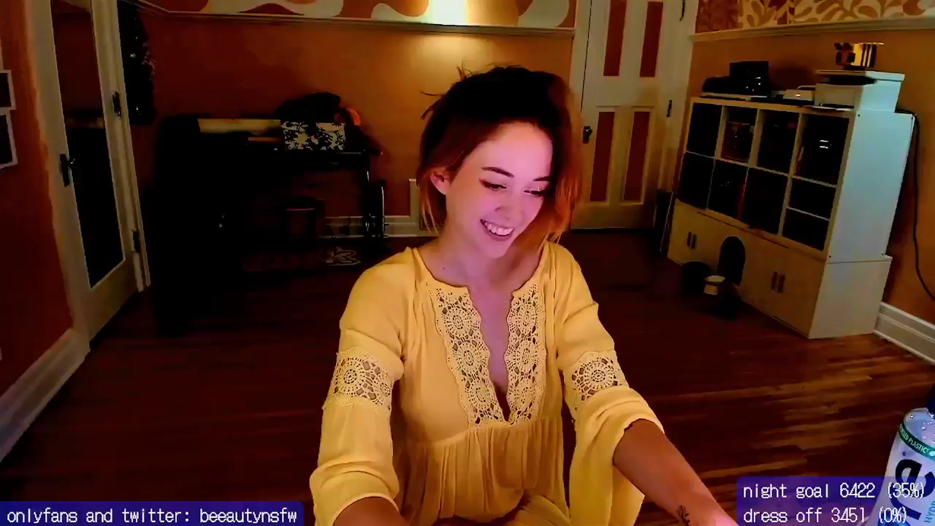 Gallery image thumbnail from BeeautyNSFW's myfreecams stream on, 09/06/2024, 07:50 image 9 of 20