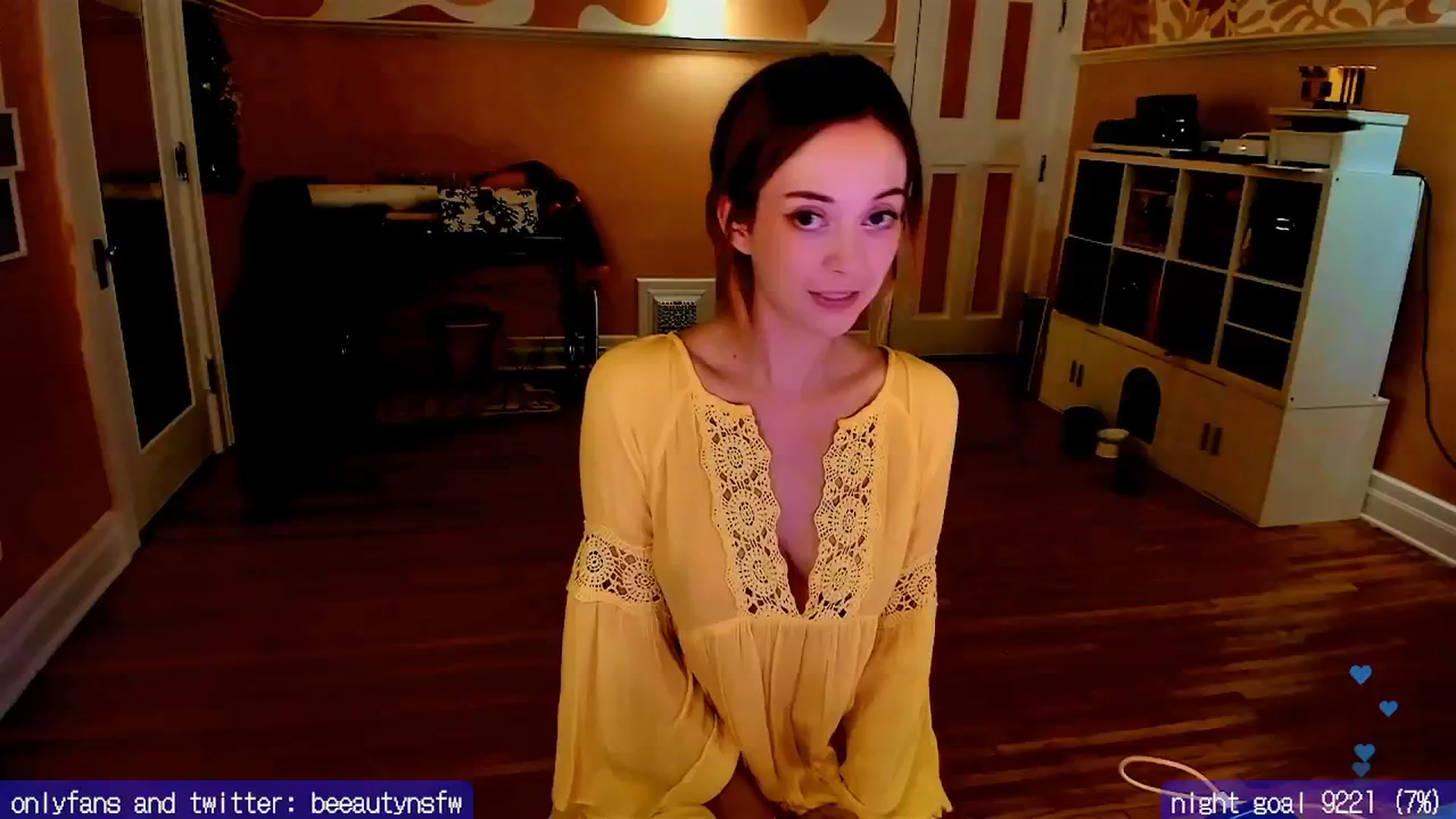 Gallery image thumbnail from BeeautyNSFW's myfreecams stream on, 09/06/2024, 07:50 image 3 of 20