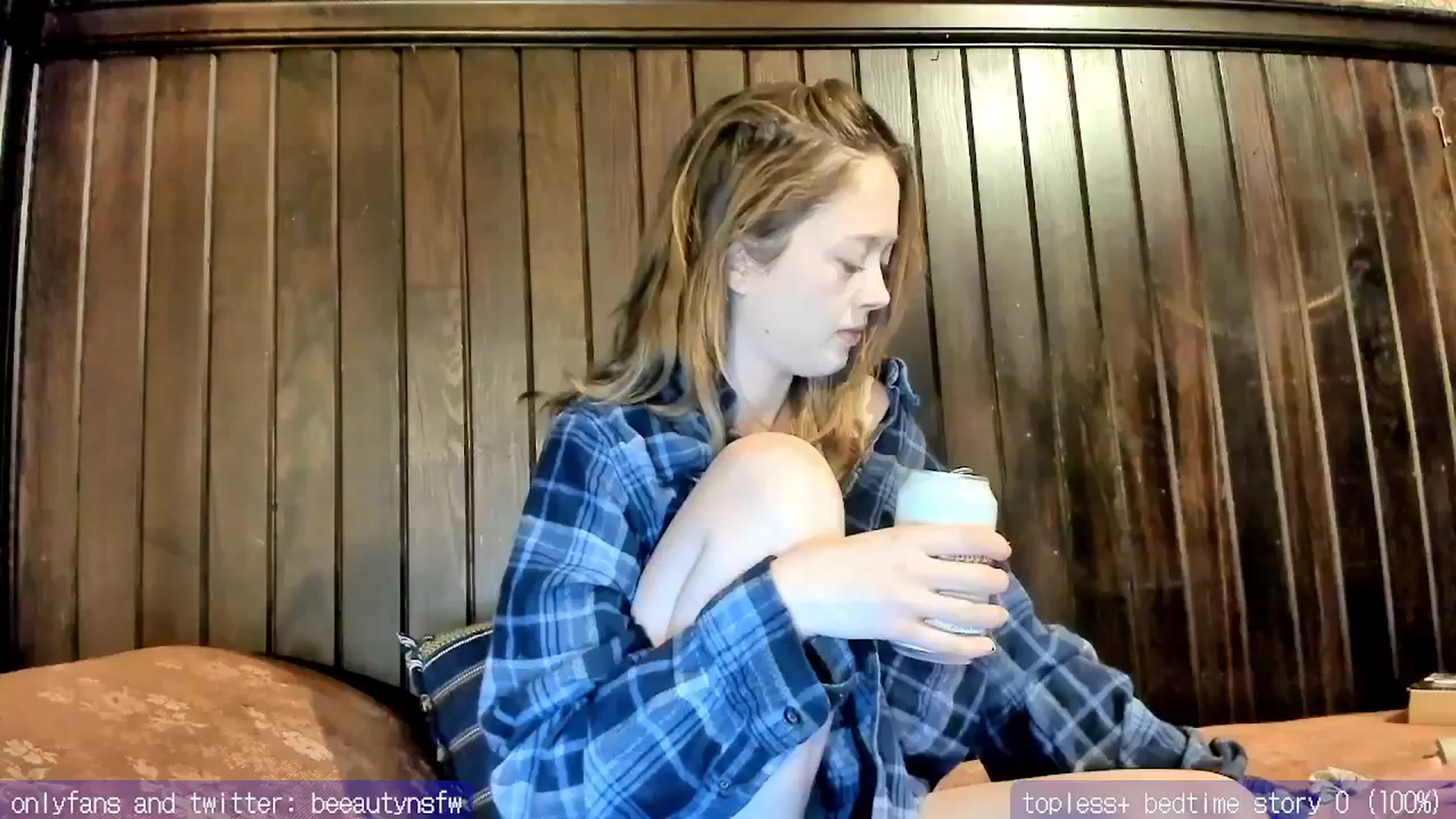 Gallery image thumbnail from BeeautyNSFW's myfreecams stream on, 02/01/2025, 10:02 image 11 of 20