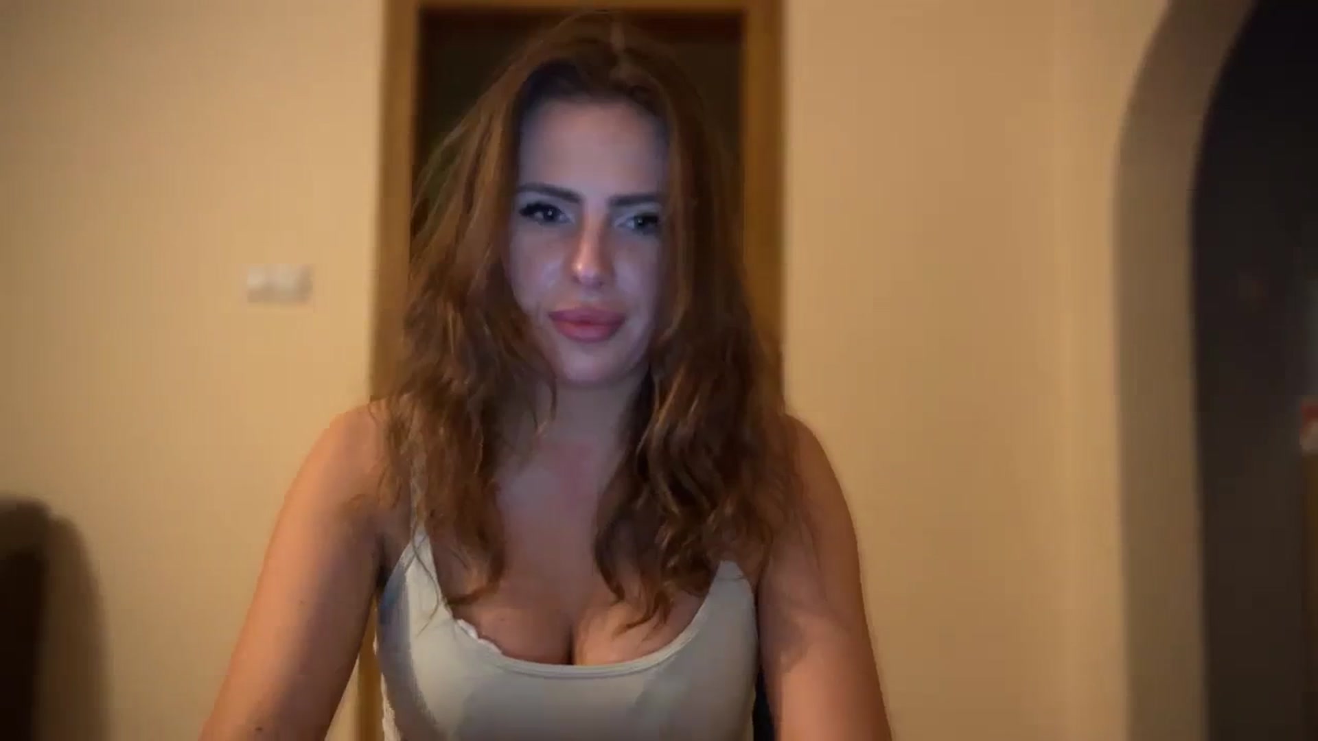 Gallery image thumbnail from BeepBoob777's myfreecams stream on, 02/20/2024, 01:33 image 18 of 20