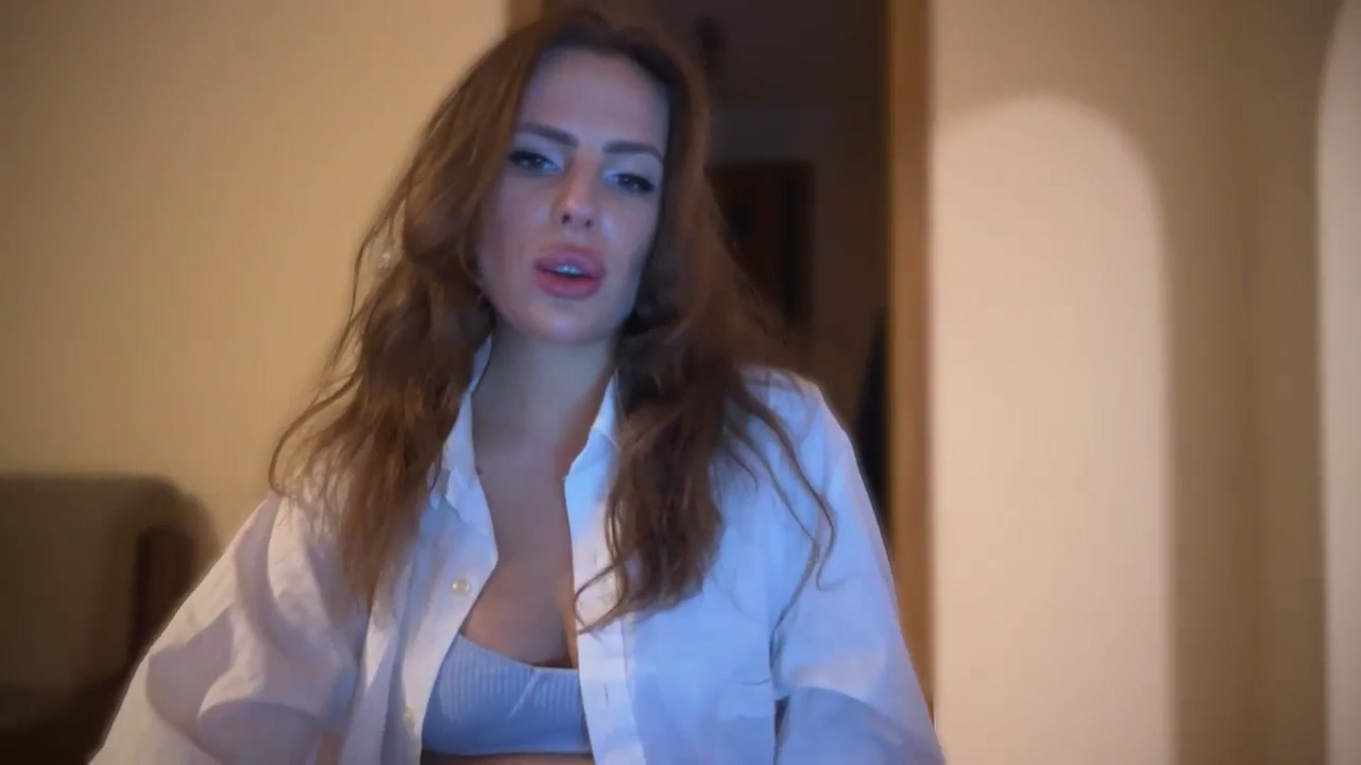 Gallery image thumbnail from BeepBoob777's myfreecams stream on, 04/21/2024, 24:27 image 17 of 20