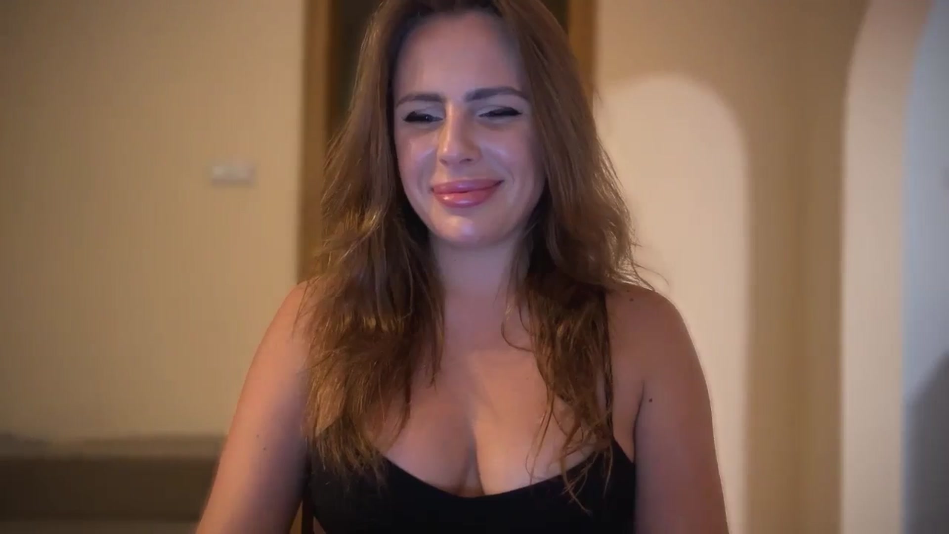 Gallery image thumbnail from BeepBoob777's myfreecams stream on, 07/27/2024, 23:16 image 8 of 20