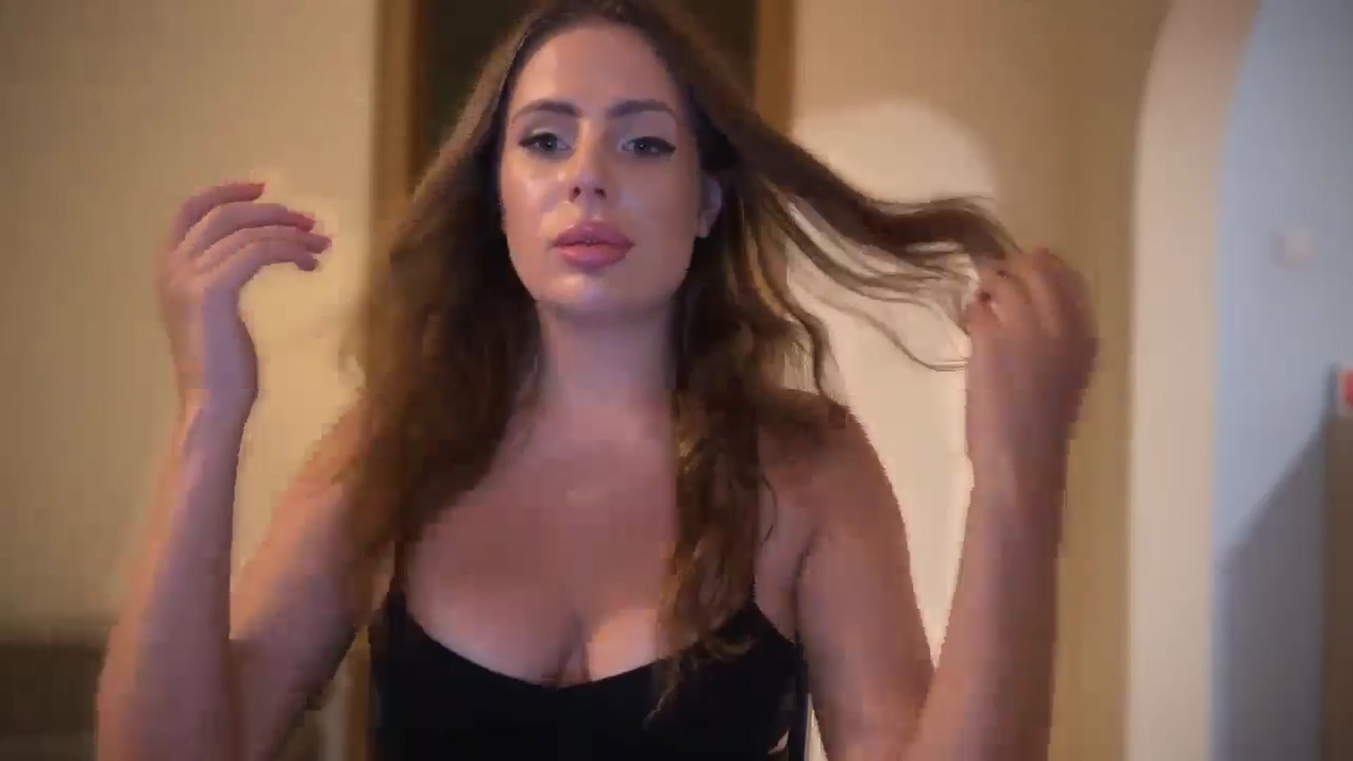 Gallery image thumbnail from BeepBoob777's myfreecams stream on, 07/29/2024, 24:31 image 10 of 20