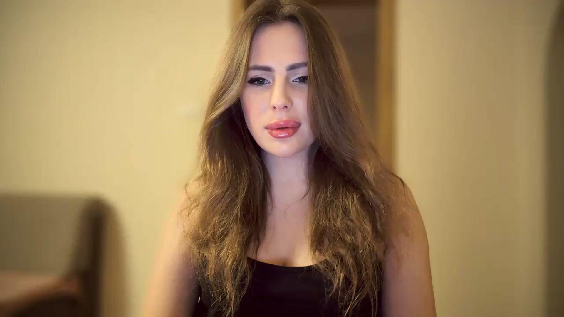 Gallery image thumbnail from BeepBoob777's myfreecams stream on, 03/15/2025, 23:05 image 19 of 20