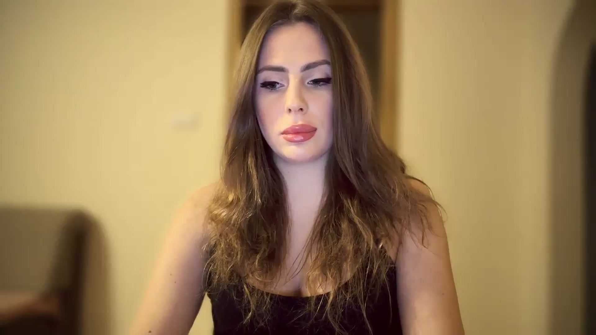 Gallery image thumbnail from BeepBoob777's myfreecams stream on, 03/16/2025, 21:27 image 15 of 20