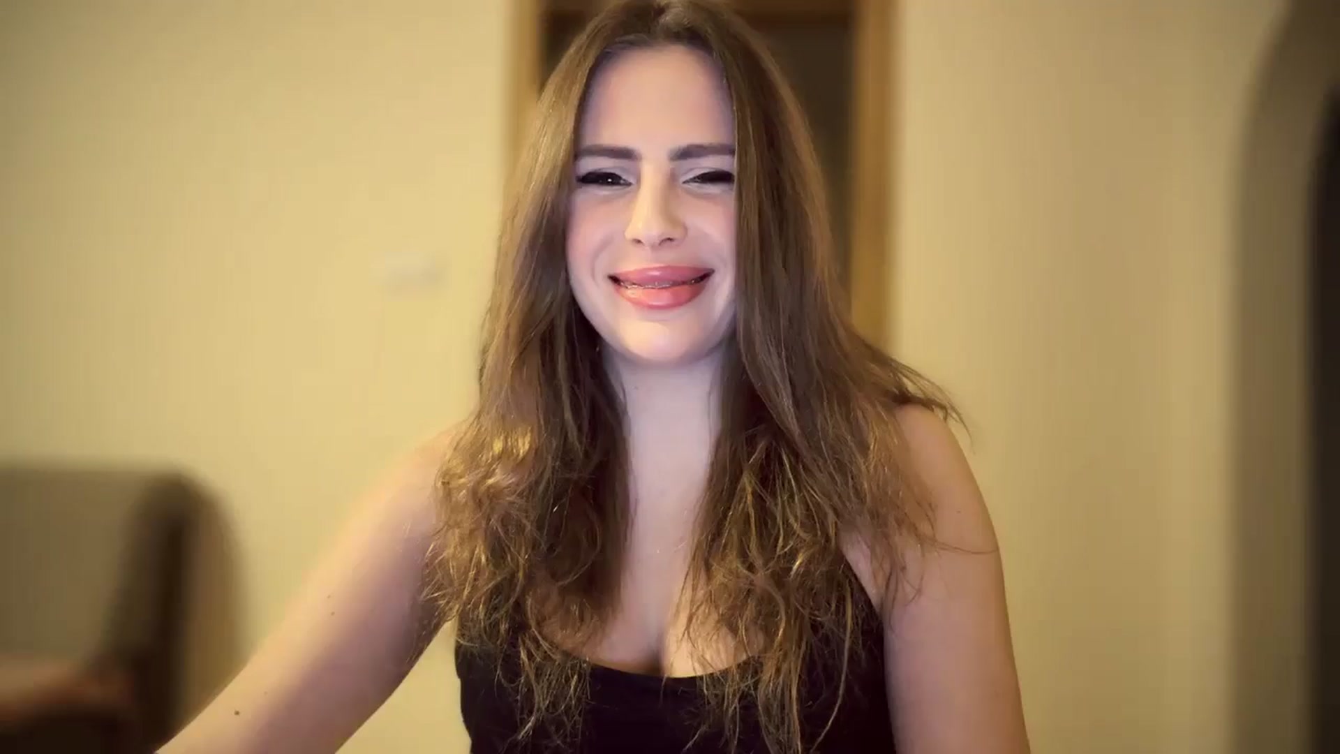 Gallery image thumbnail from BeepBoob777's myfreecams stream on, 03/16/2025, 21:27 image 19 of 20