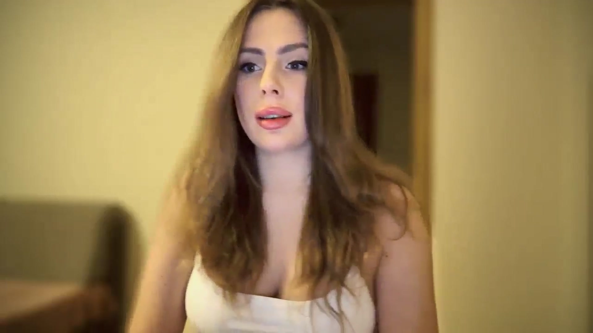 Gallery image thumbnail from BeepBoob777's myfreecams stream on, 03/28/2025, 19:18 image 10 of 20