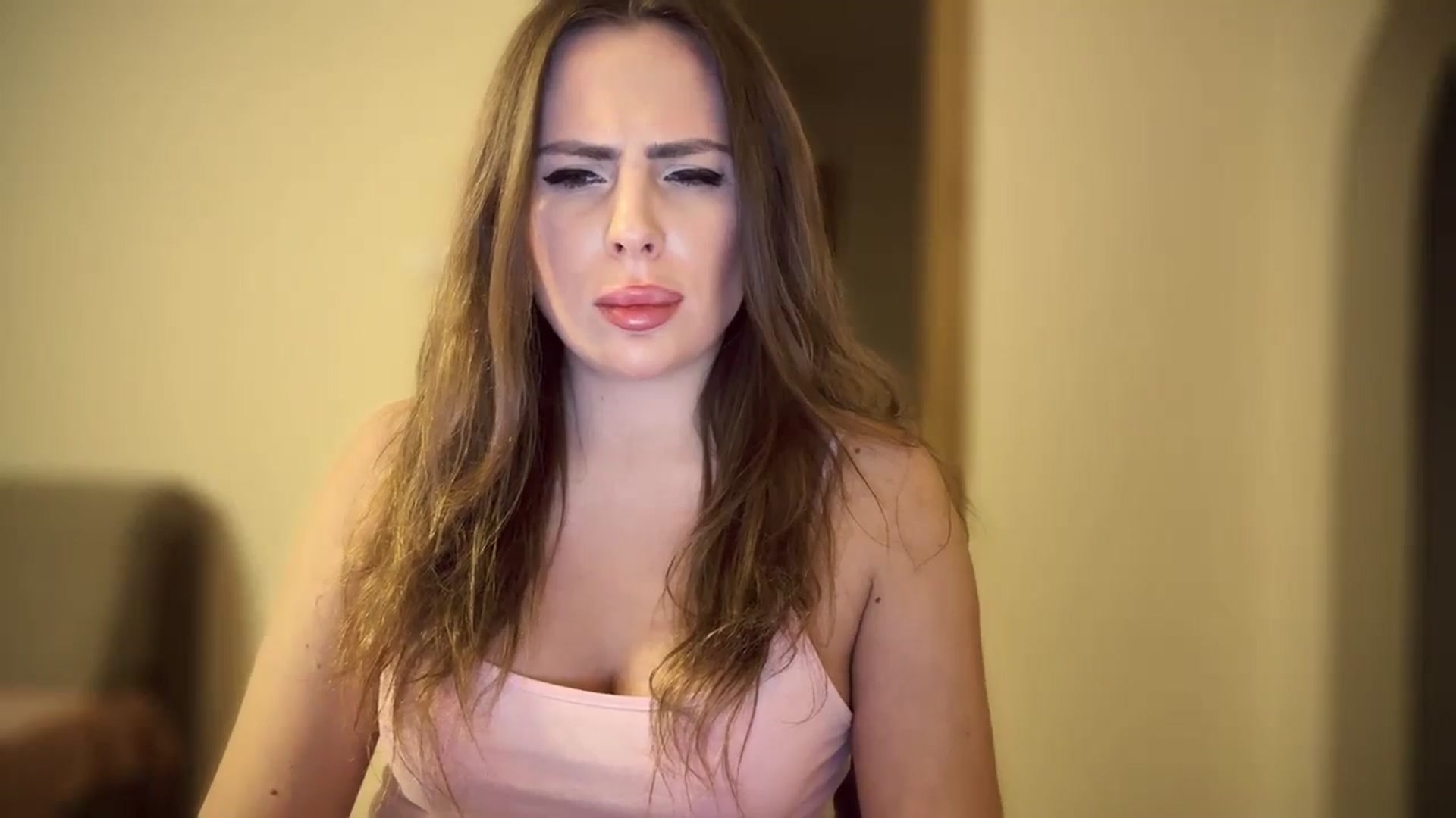 Gallery image thumbnail from BeepBoob777's myfreecams stream on, 03/28/2025, 23:38 image 19 of 20