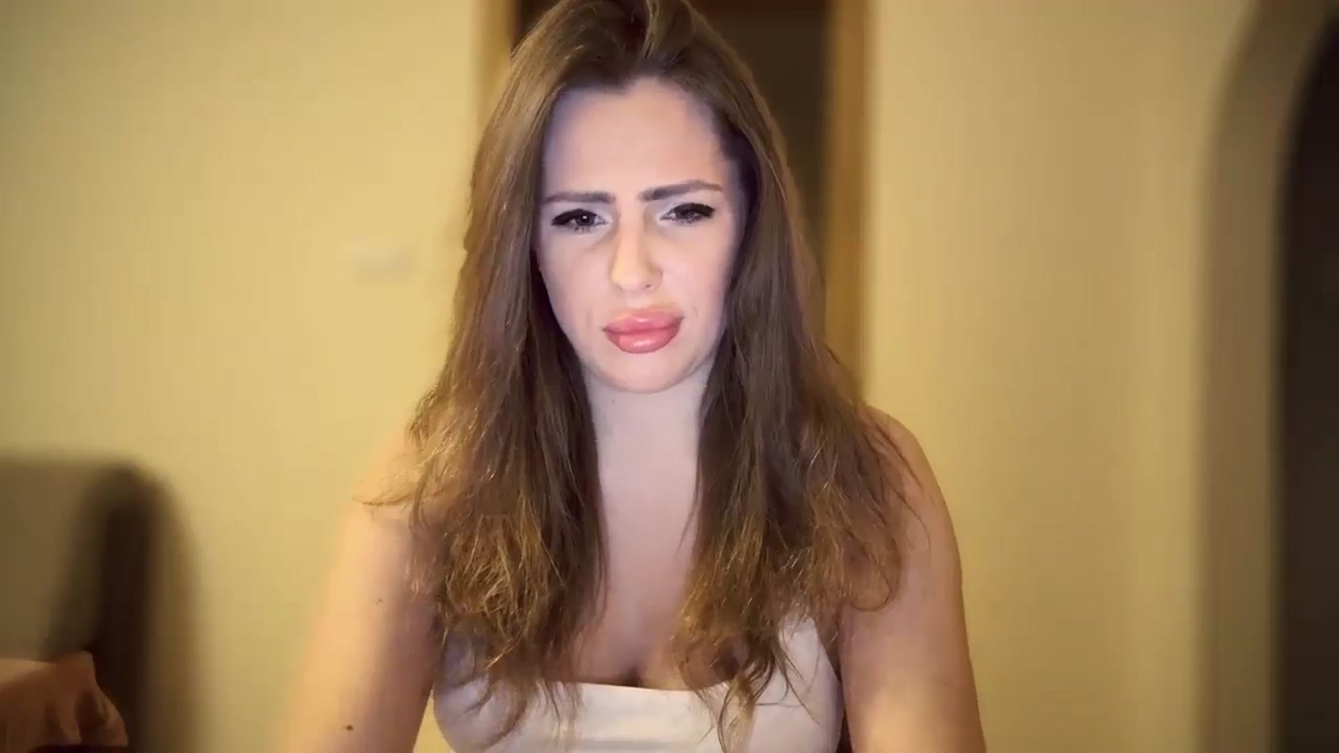 Gallery image thumbnail from BeepBoob777's myfreecams stream on, 04/11/2025, 21:56 image 18 of 20