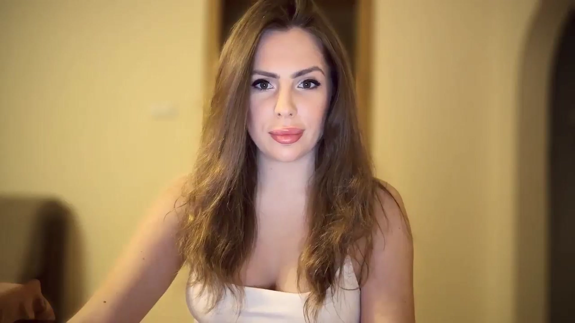 Gallery image thumbnail from BeepBoob777's myfreecams stream on, 04/11/2025, 21:56 image 19 of 20