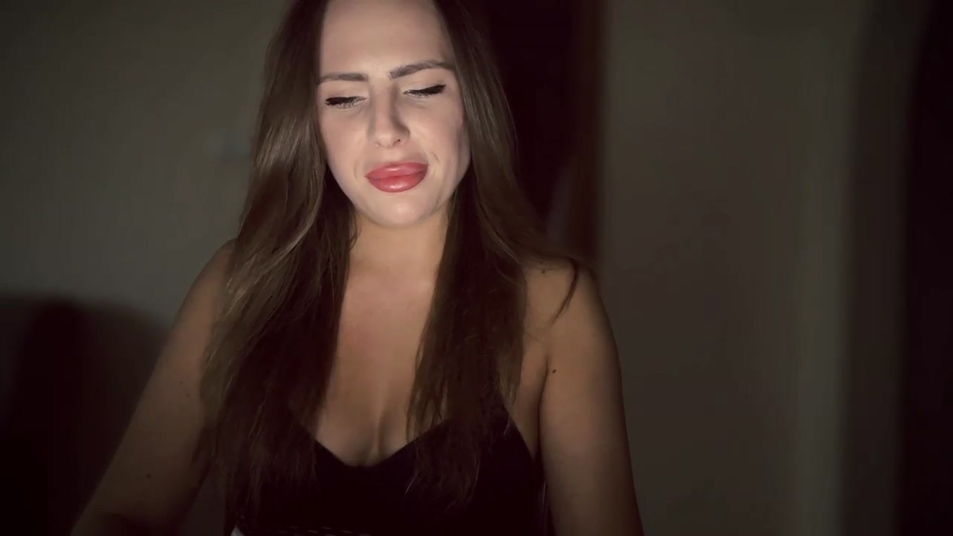 Gallery image thumbnail from BeepBoob777's myfreecams stream on, 08/08/2025, 18:15 image 9 of 20