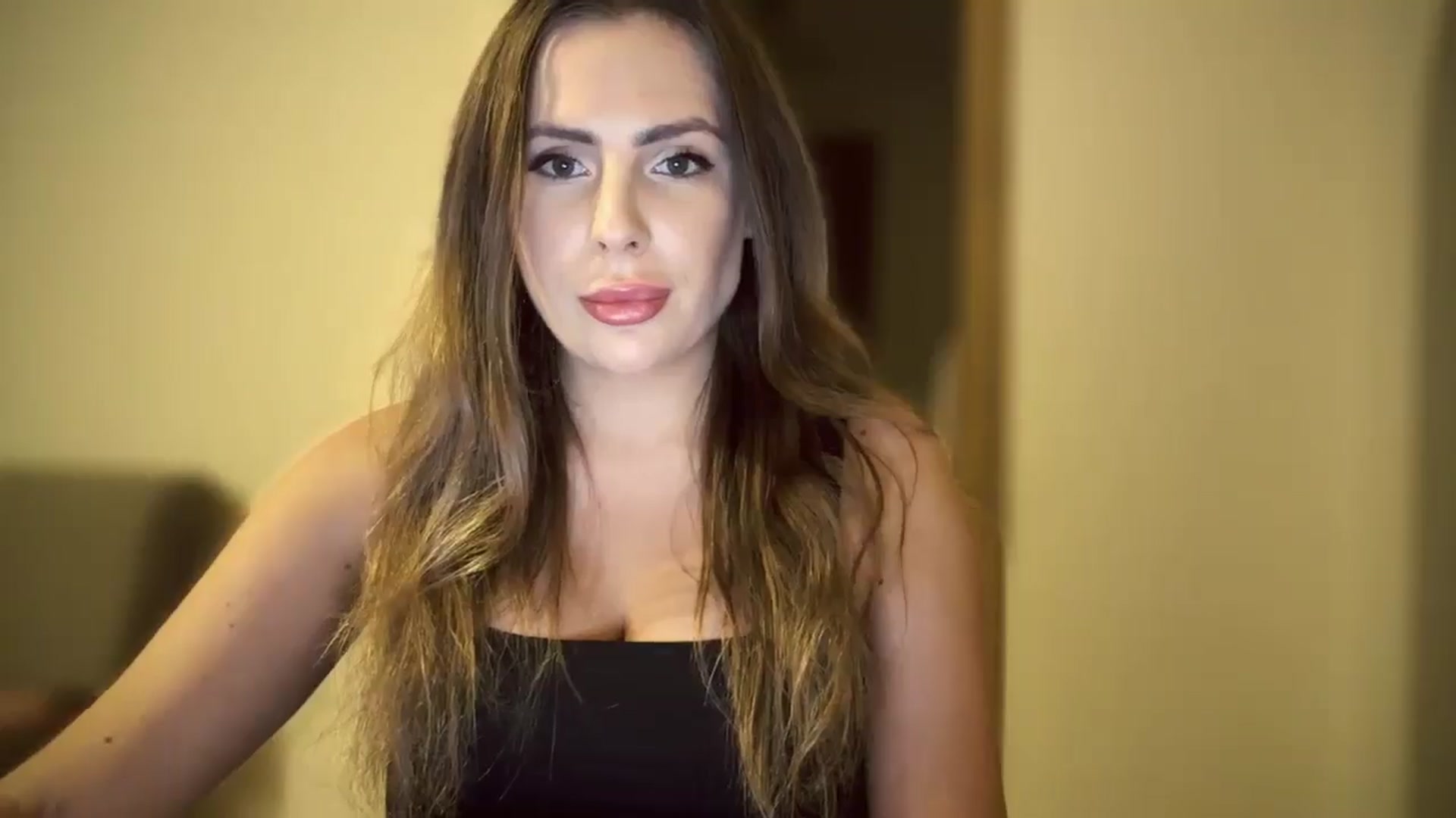 Gallery image thumbnail from BeepBoob777's myfreecams stream on, 09/27/2025, 23:01 image 12 of 20