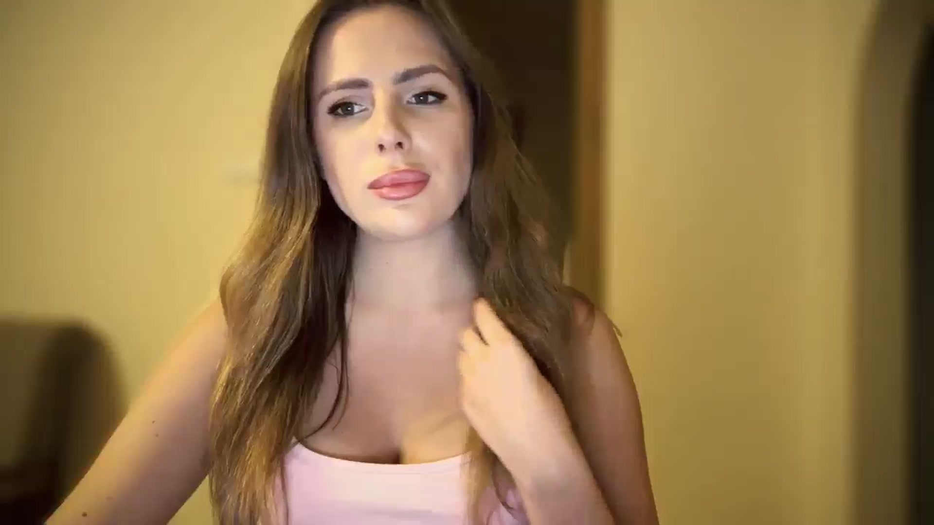 Gallery image thumbnail from BeepBoob777's myfreecams stream on, 10/04/2025, 21:27 image 10 of 20