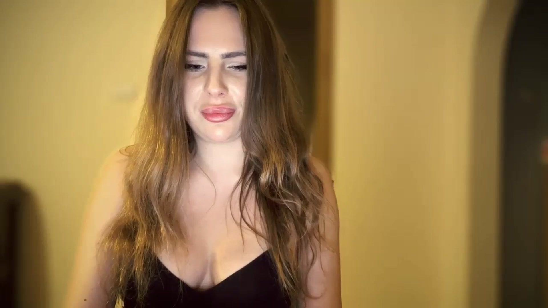 Gallery image thumbnail from BeepBoob777's myfreecams stream on, 11/09/2025, 23:59 image 15 of 20