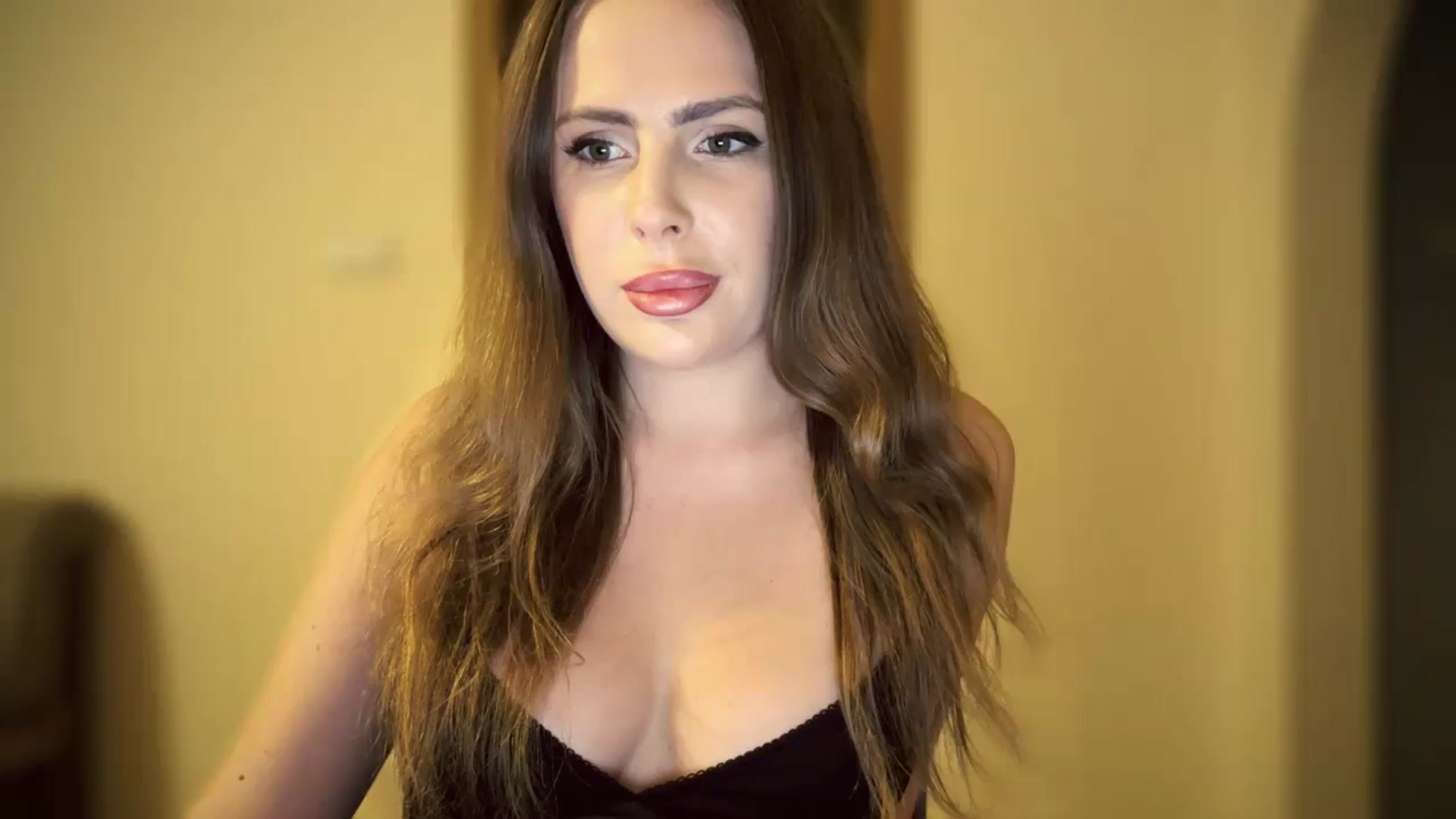 Gallery image thumbnail from BeepBoob777's myfreecams stream on, 11/10/2025, 22:35 image 6 of 20