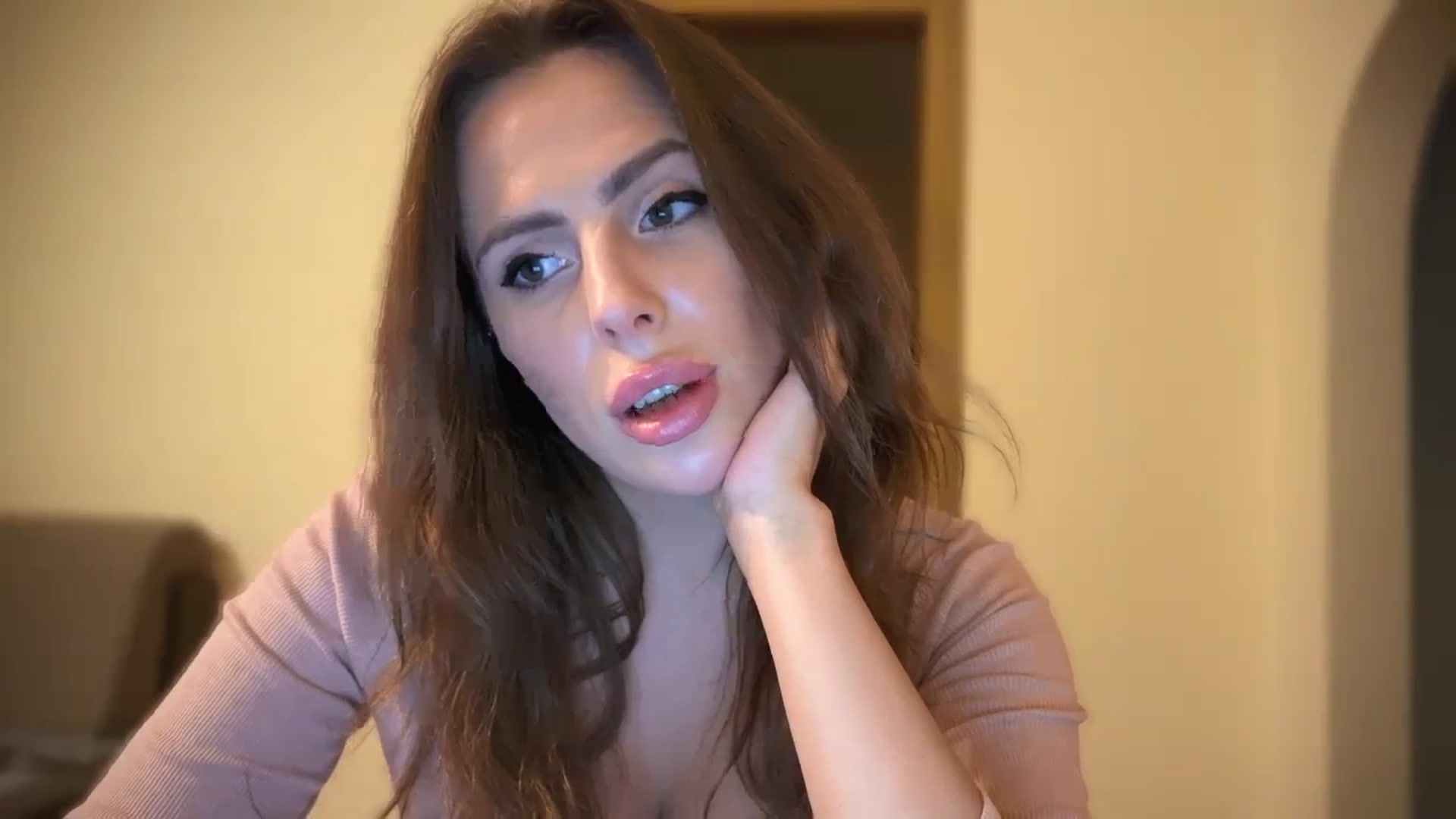 Gallery image thumbnail from BeepBoop777's myfreecams stream on, 12/03/2023, 01:08 image 14 of 20