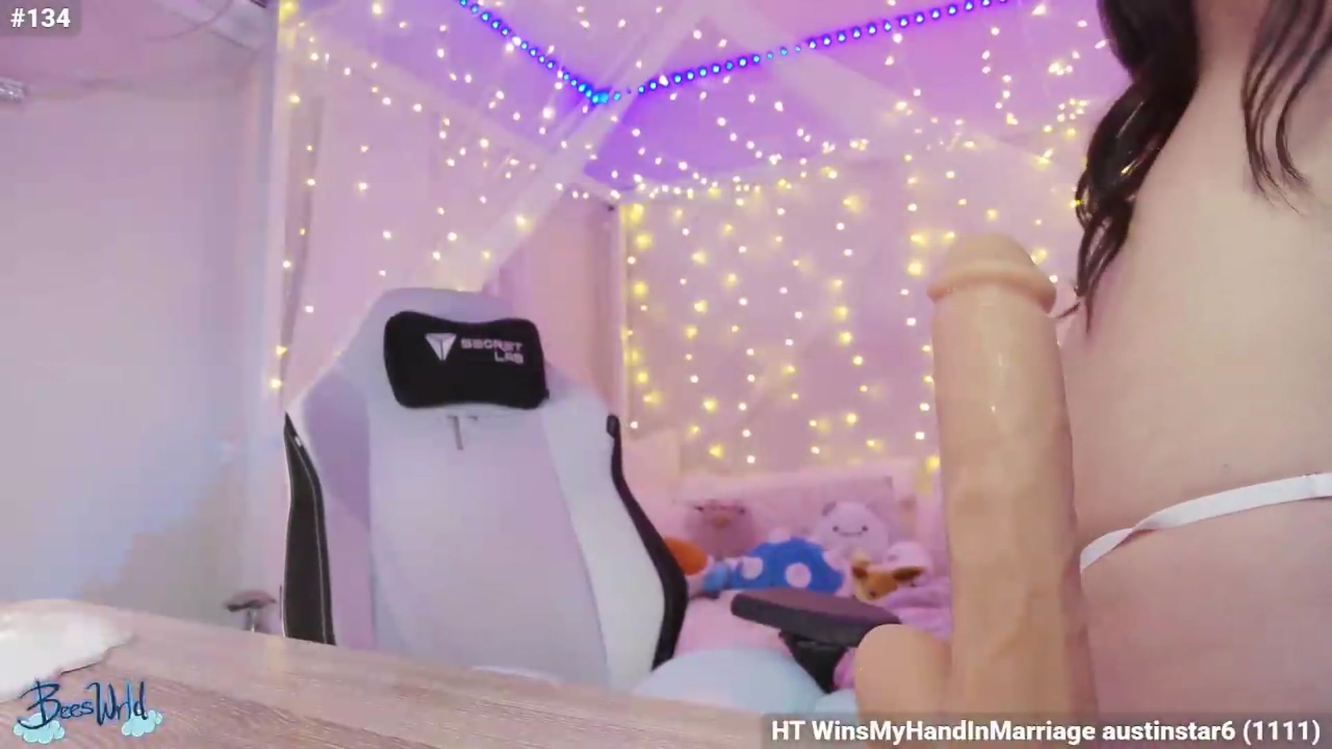 Gallery image thumbnail from Beeswrld's myfreecams stream on, 06/03/2026, 01:49 image 6 of 20