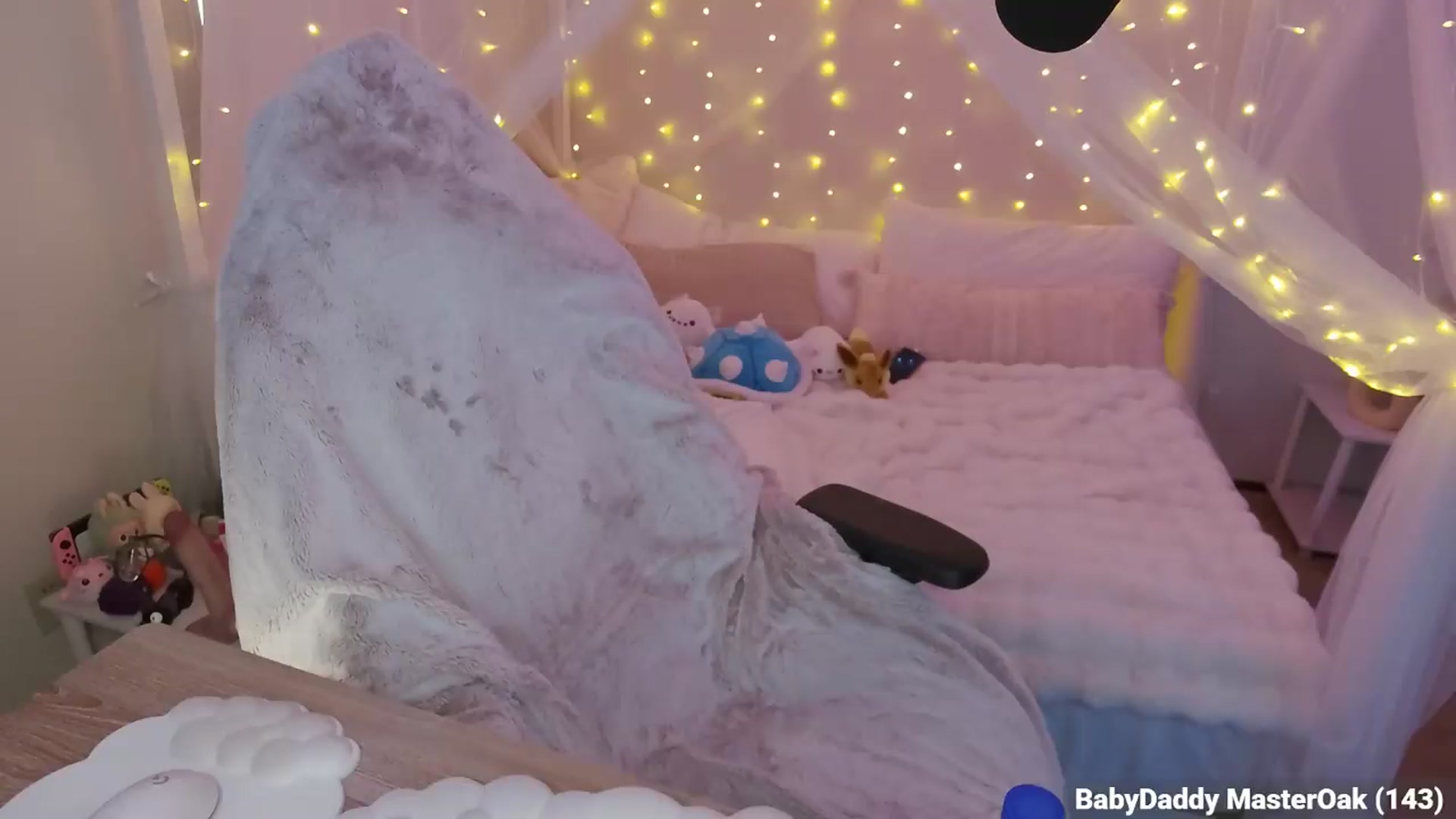 Gallery image thumbnail from Beeswrld's myfreecams stream on, 08/03/2026, 20:08 image 20 of 20