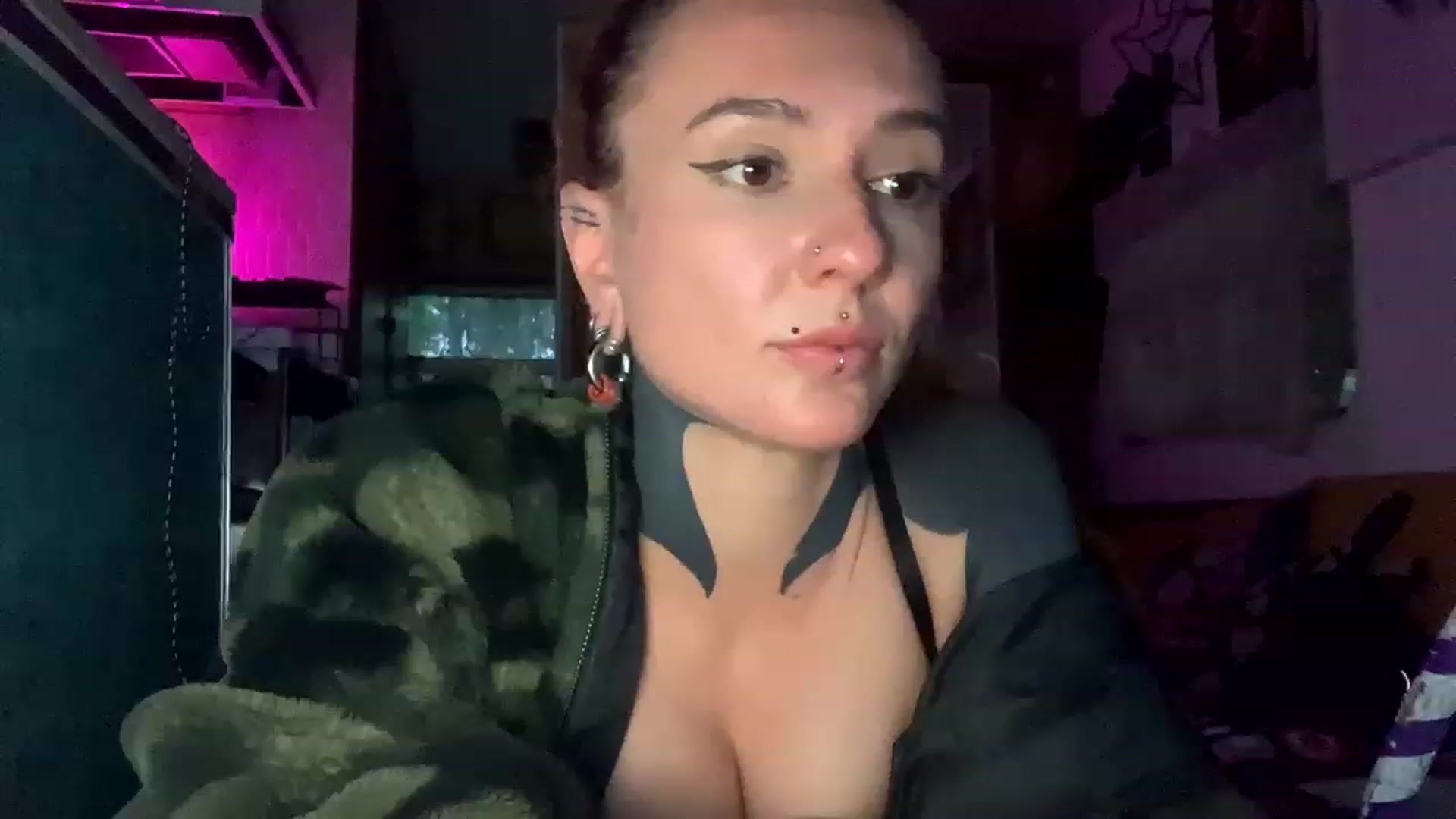 Gallery image thumbnail from Belen_O's myfreecams stream on, 12/05/2022, 09:49 image 13 of 20