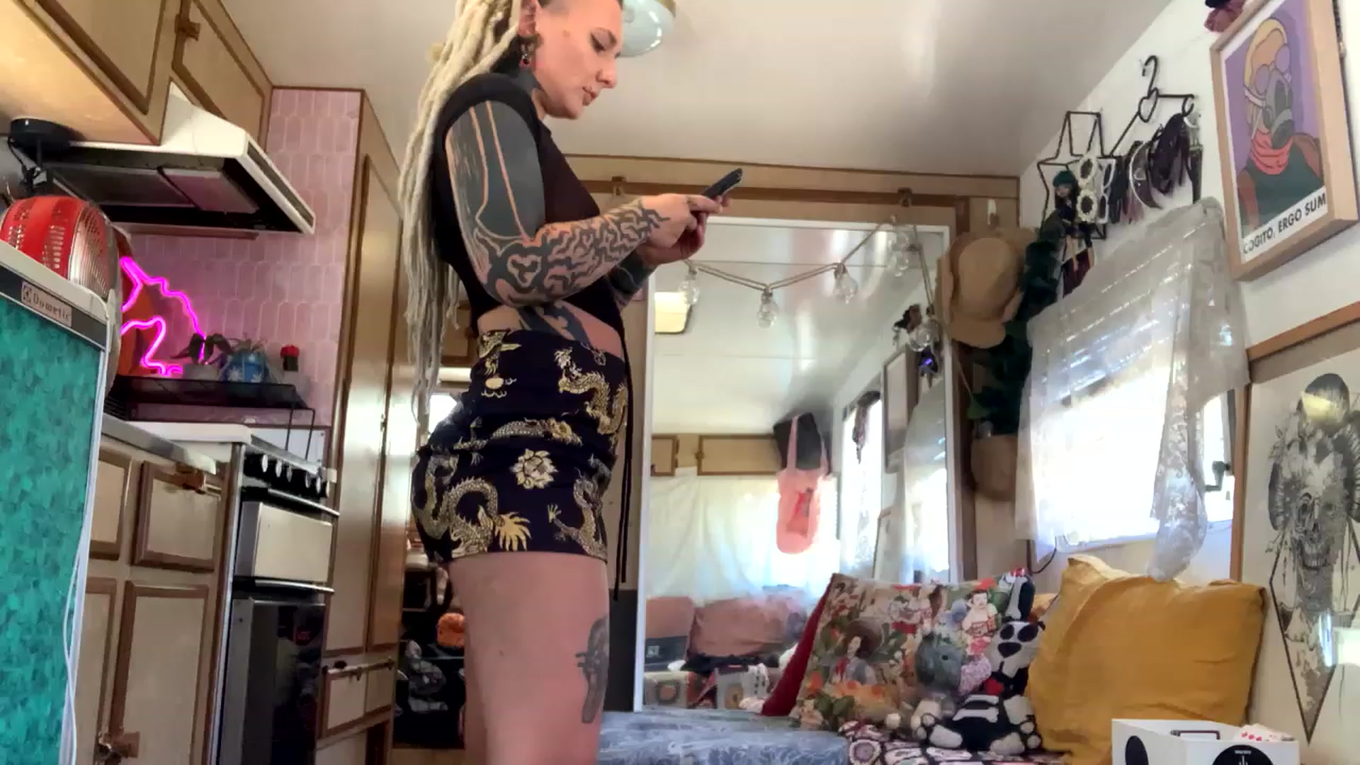 Gallery image thumbnail from Belen_O's myfreecams stream on, 01/11/2023, 02:15 image 1 of 20