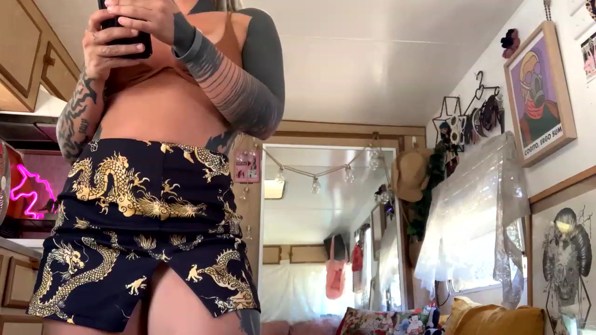 Gallery image thumbnail from Belen_O's myfreecams stream on, 01/11/2023, 02:15 image 16 of 20