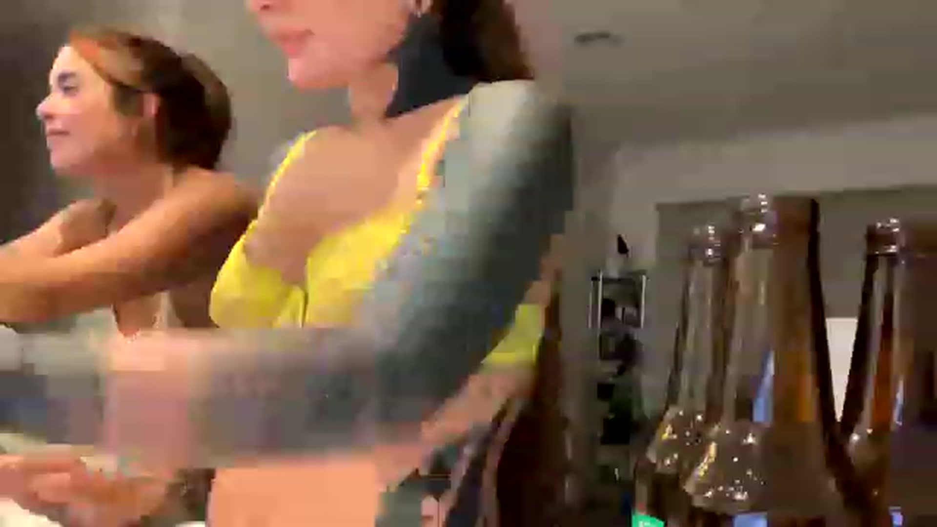 Gallery image thumbnail from Belen_O's myfreecams stream on, 03/03/2023, 09:31 image 19 of 20