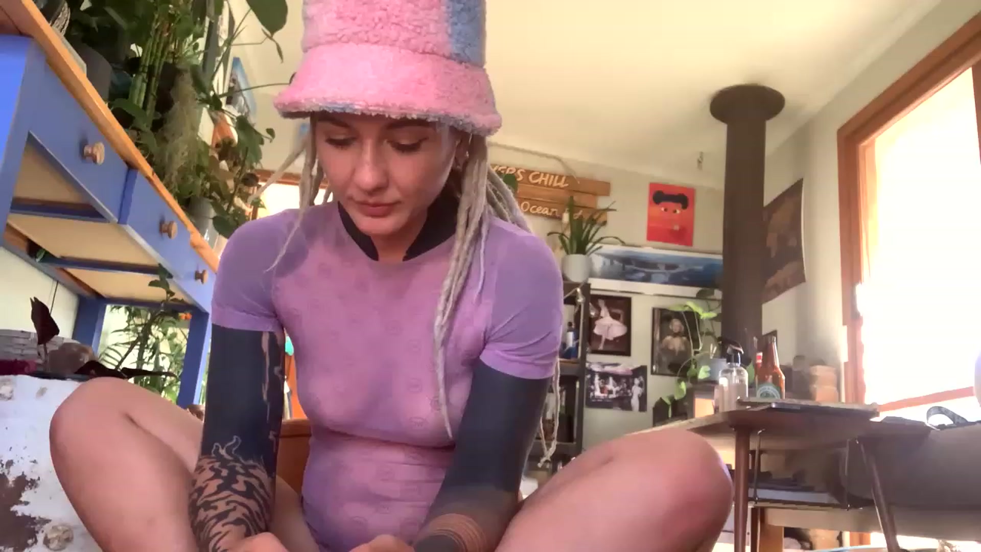 Gallery image thumbnail from Belen_O's myfreecams stream on, 03/13/2023, 07:48 image 18 of 20