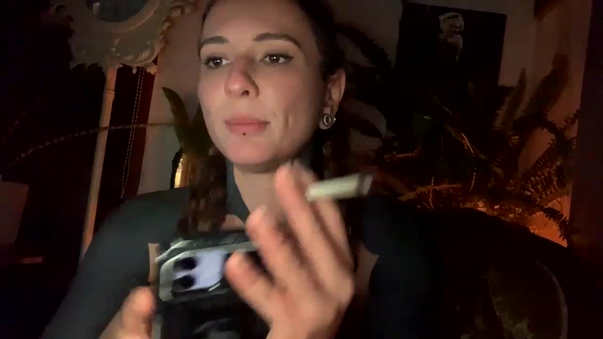 Gallery image thumbnail from Belen_O's myfreecams stream on, 03/24/2023, 12:22 image 17 of 20