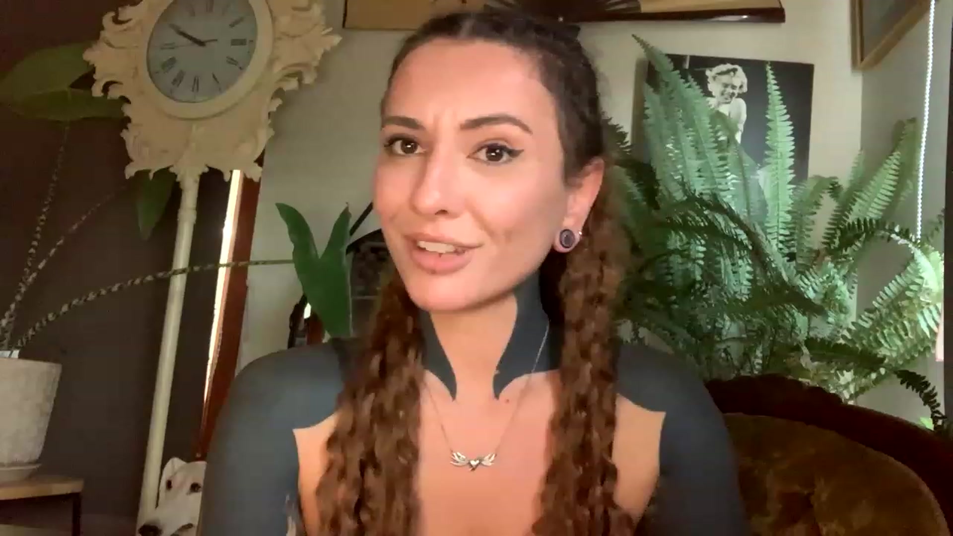 Gallery image thumbnail from Belen_O's myfreecams stream on, 03/24/2023, 12:22 image 1 of 20