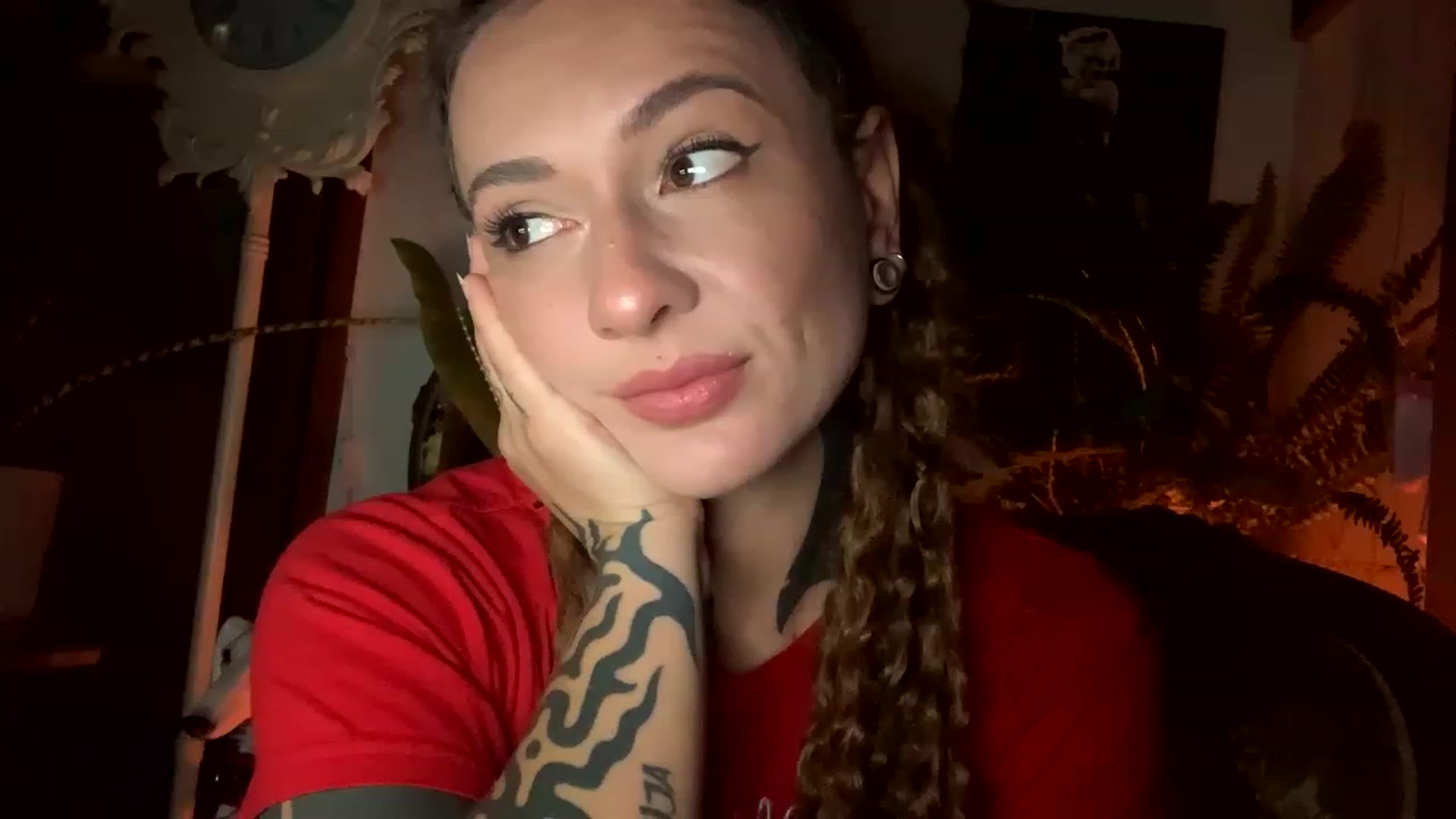 Gallery image thumbnail from Belen_O's myfreecams stream on, 03/25/2023, 09:12 image 8 of 20