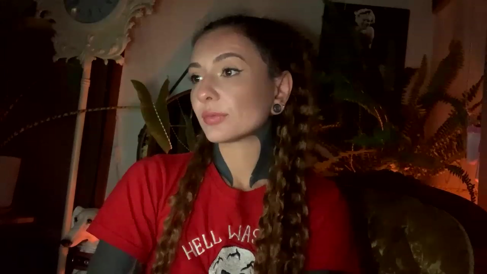 Gallery image thumbnail from Belen_O's myfreecams stream on, 03/25/2023, 09:12 image 4 of 20