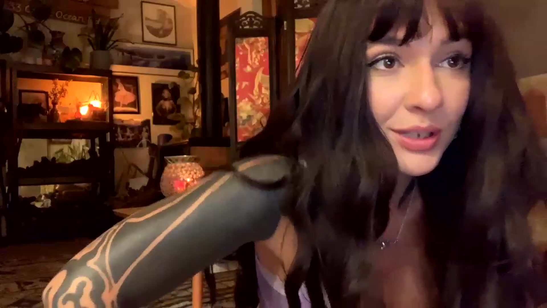 Gallery image thumbnail from Belen_O's myfreecams stream on, 05/12/2023, 10:07 image 8 of 20