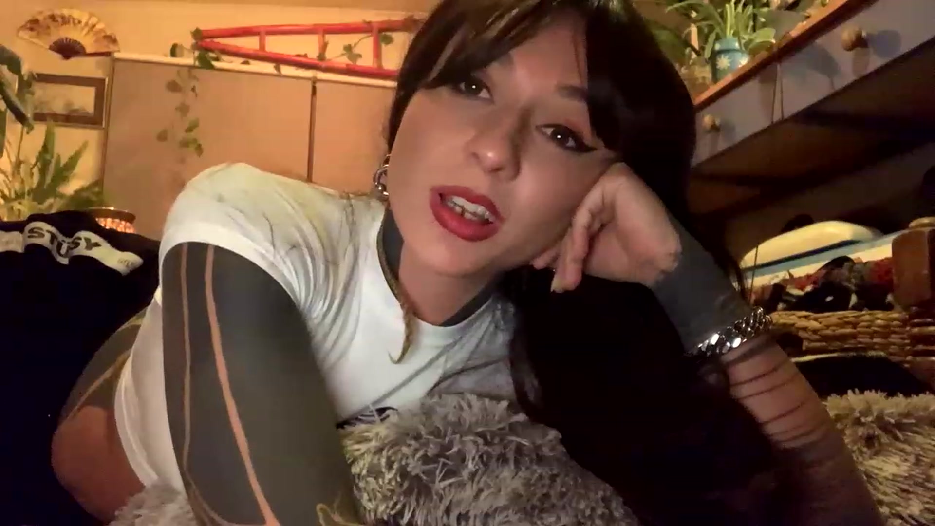 Gallery image thumbnail from Belen_O's myfreecams stream on, 05/13/2023, 12:44 image 11 of 20