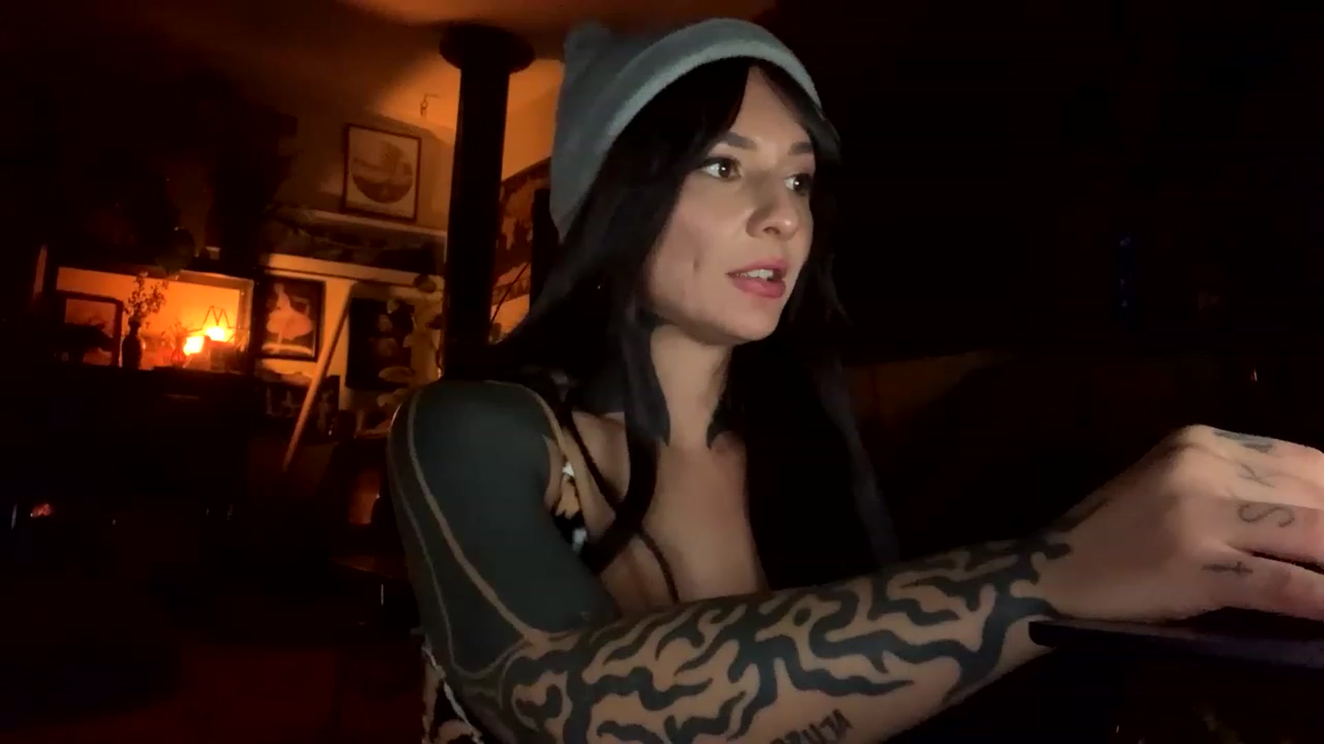 Gallery image thumbnail from Belen_O's myfreecams stream on, 05/22/2023, 08:42 image 10 of 20