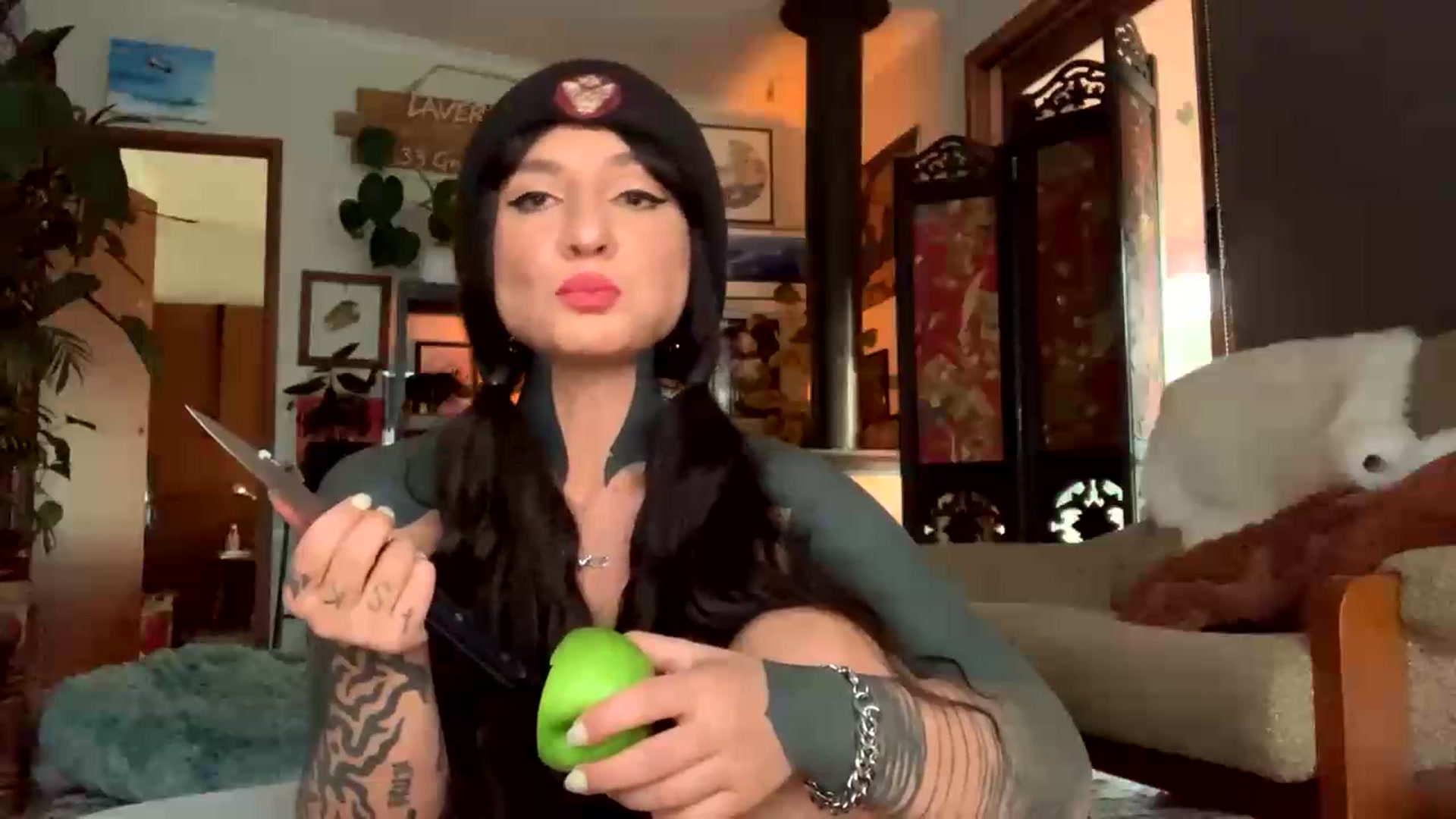 Gallery image thumbnail from Belen_O's myfreecams stream on, 05/24/2023, 07:42 image 1 of 20