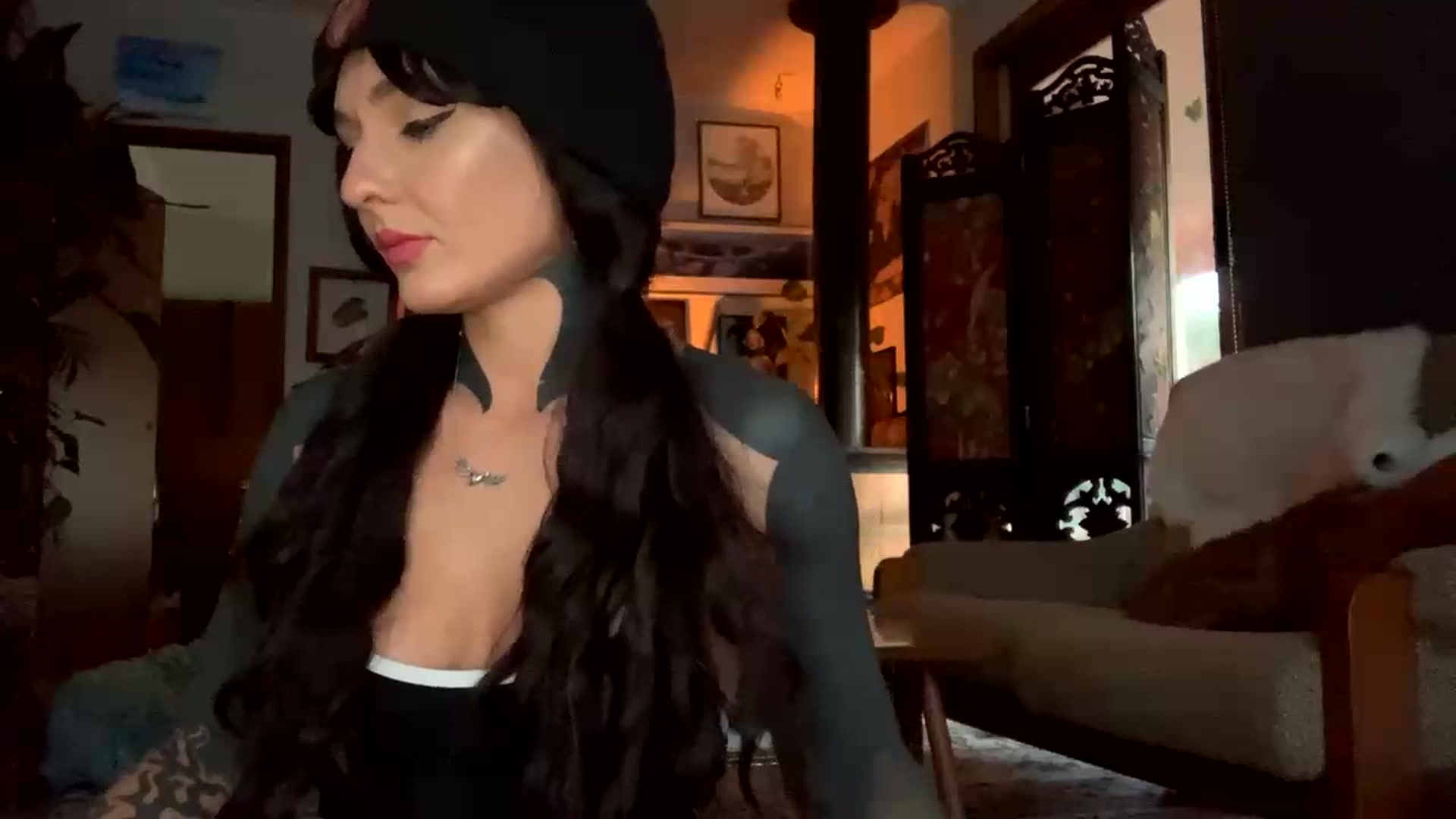 Gallery image thumbnail from Belen_O's myfreecams stream on, 05/24/2023, 07:42 image 7 of 20