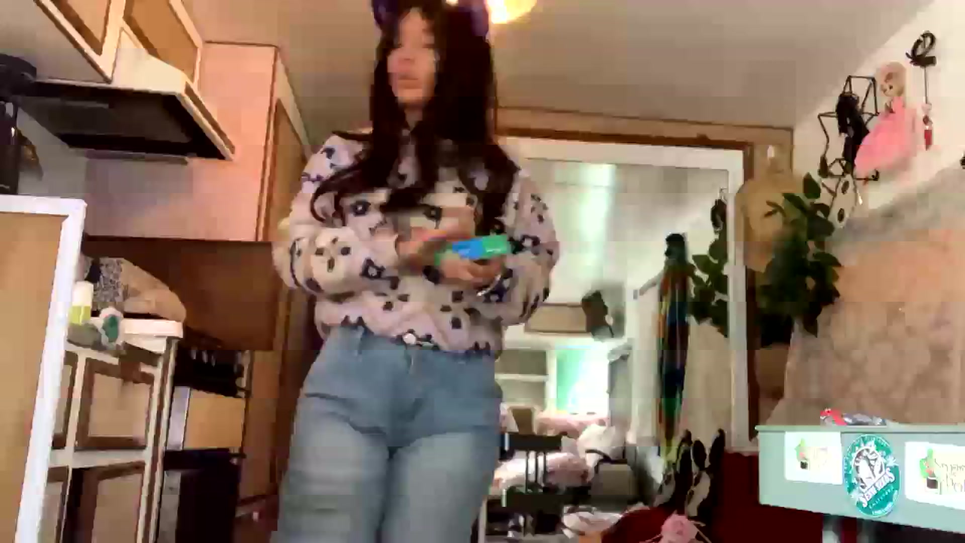 Gallery image thumbnail from Belen_O's myfreecams stream on, 06/08/2023, 02:04 image 11 of 20