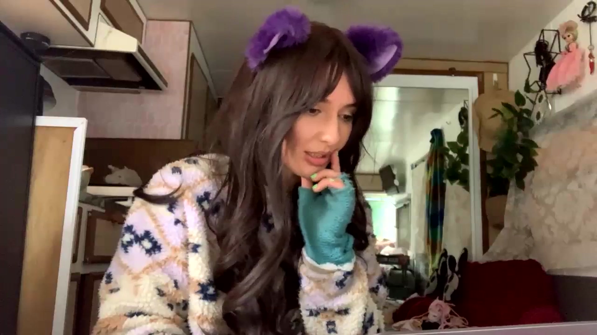 Gallery image thumbnail from Belen_O's myfreecams stream on, 06/08/2023, 03:20 image 9 of 20